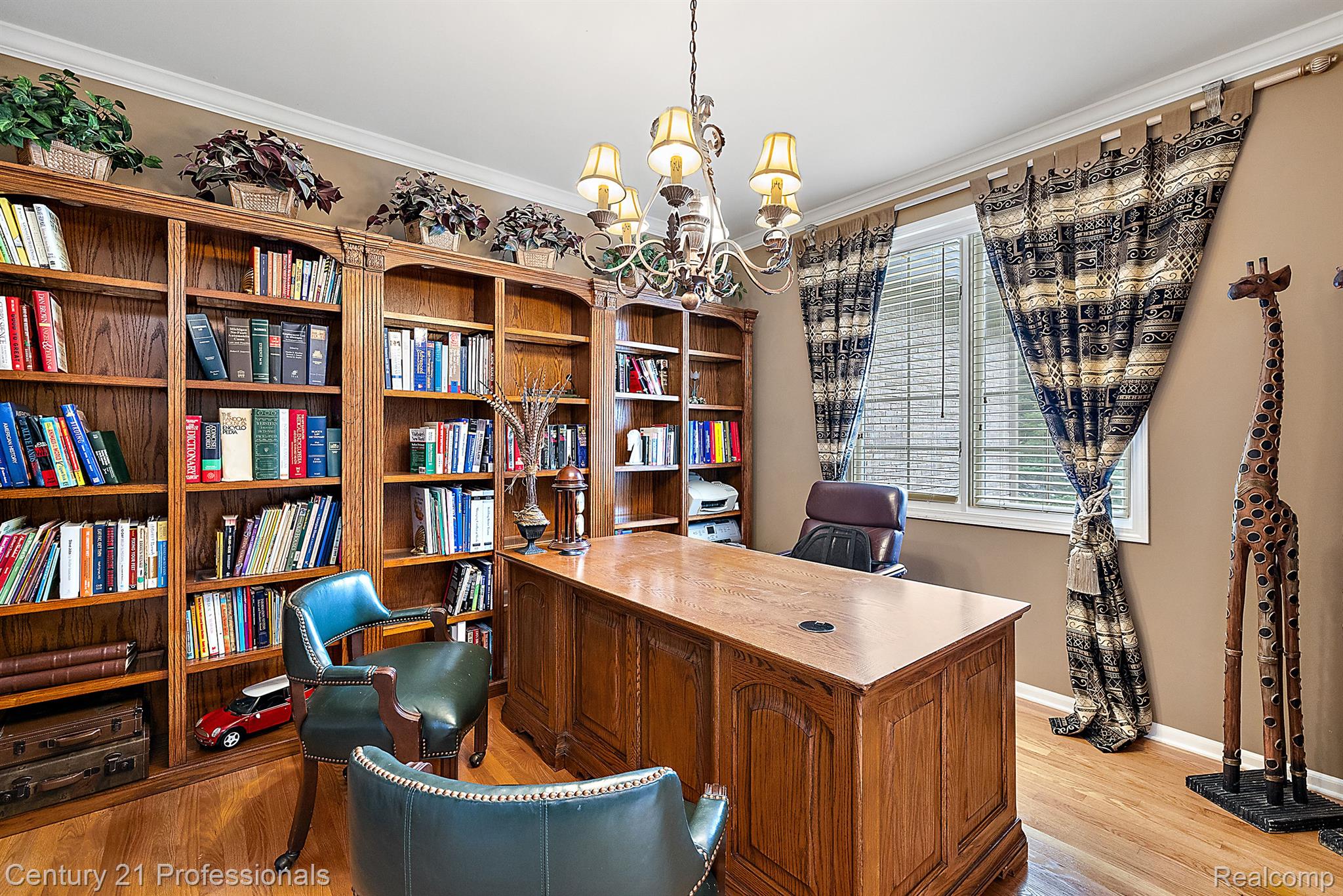 4751 OAKHURST RIDGE Road