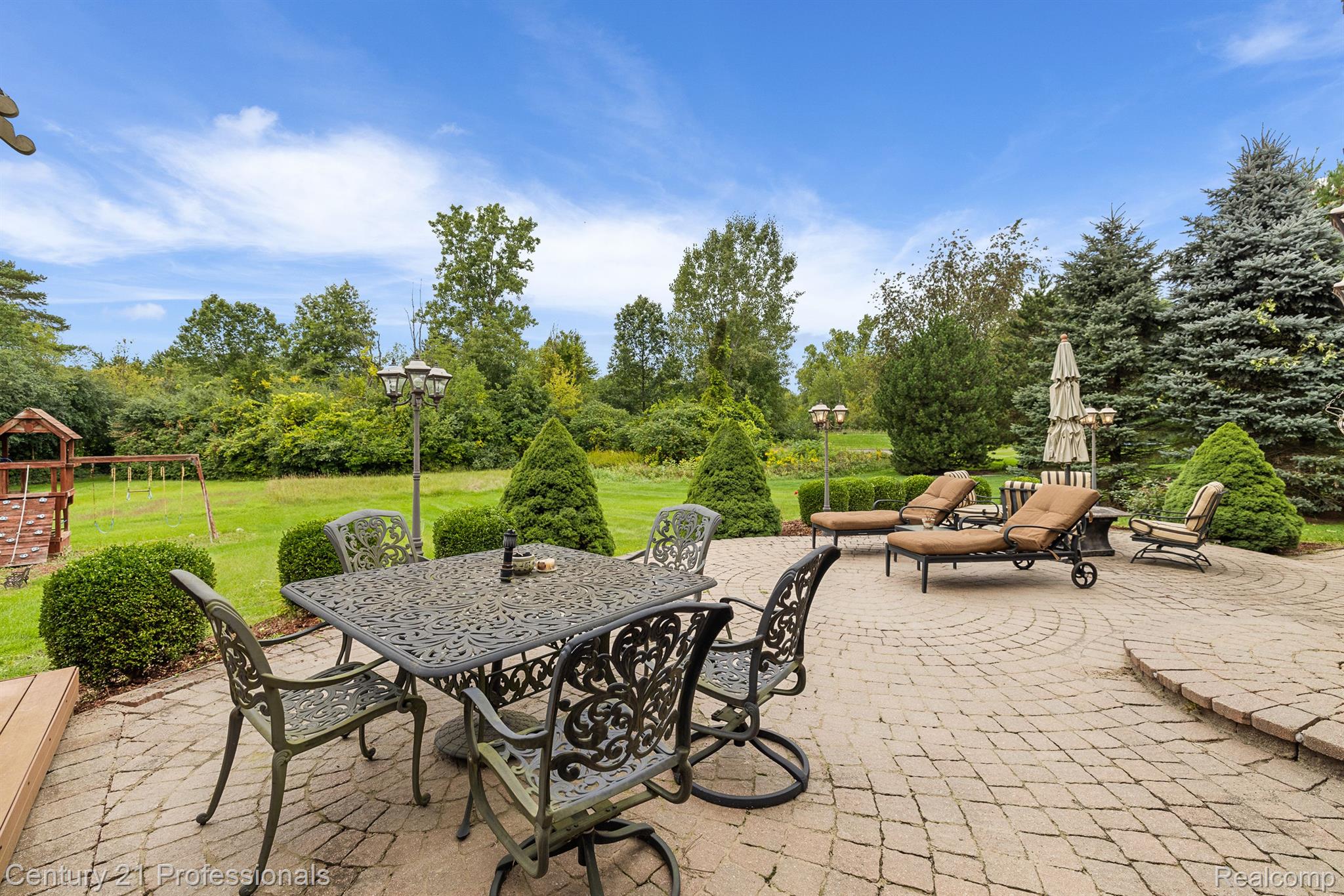 4751 OAKHURST RIDGE Road
