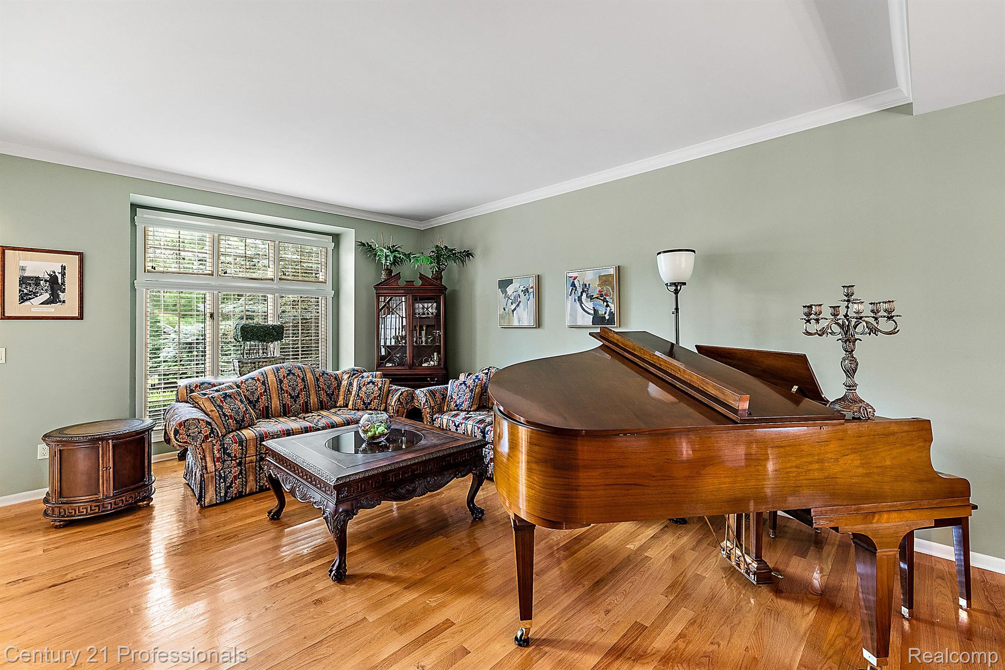 4751 OAKHURST RIDGE Road