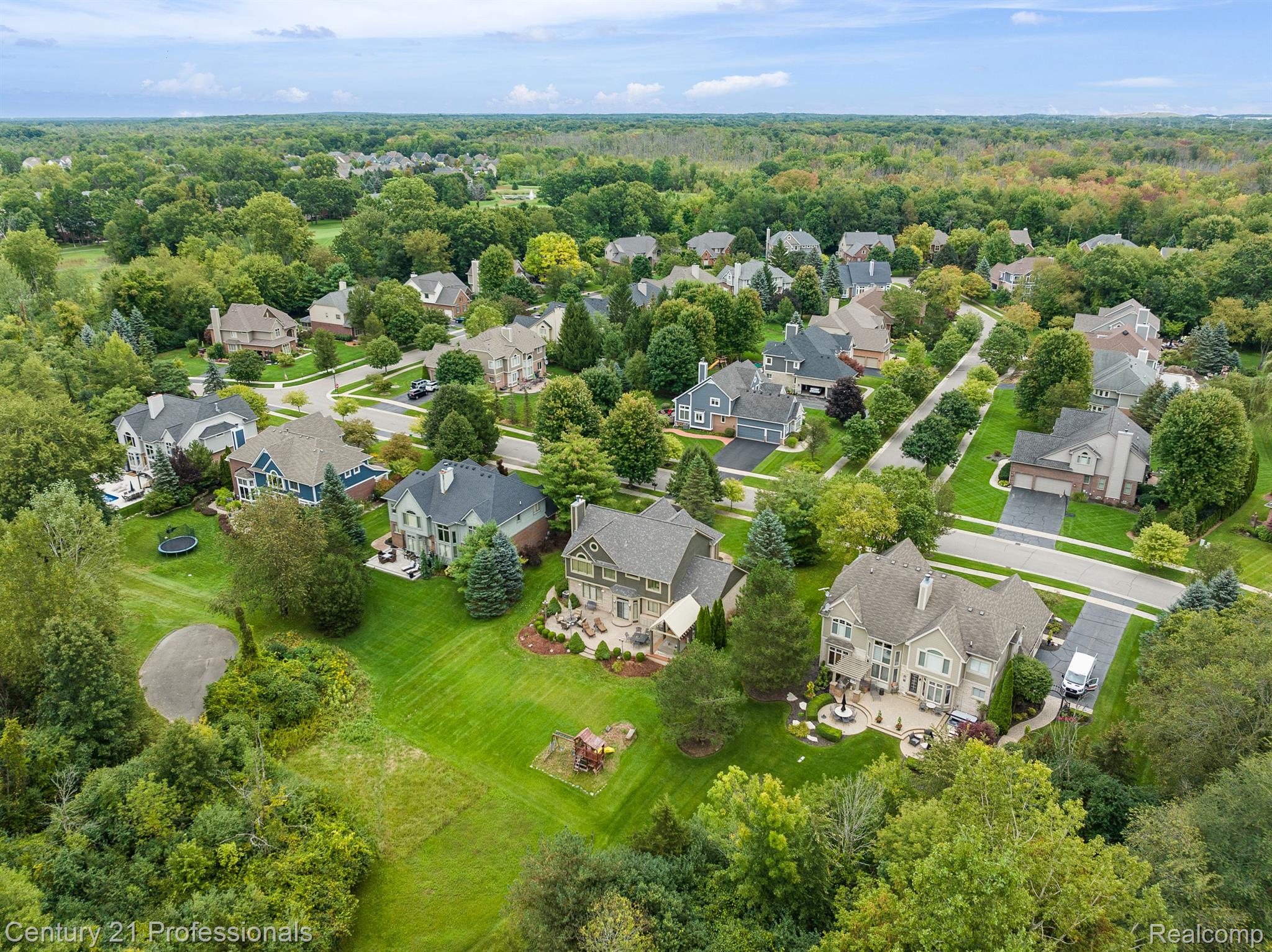 4751 OAKHURST RIDGE Road