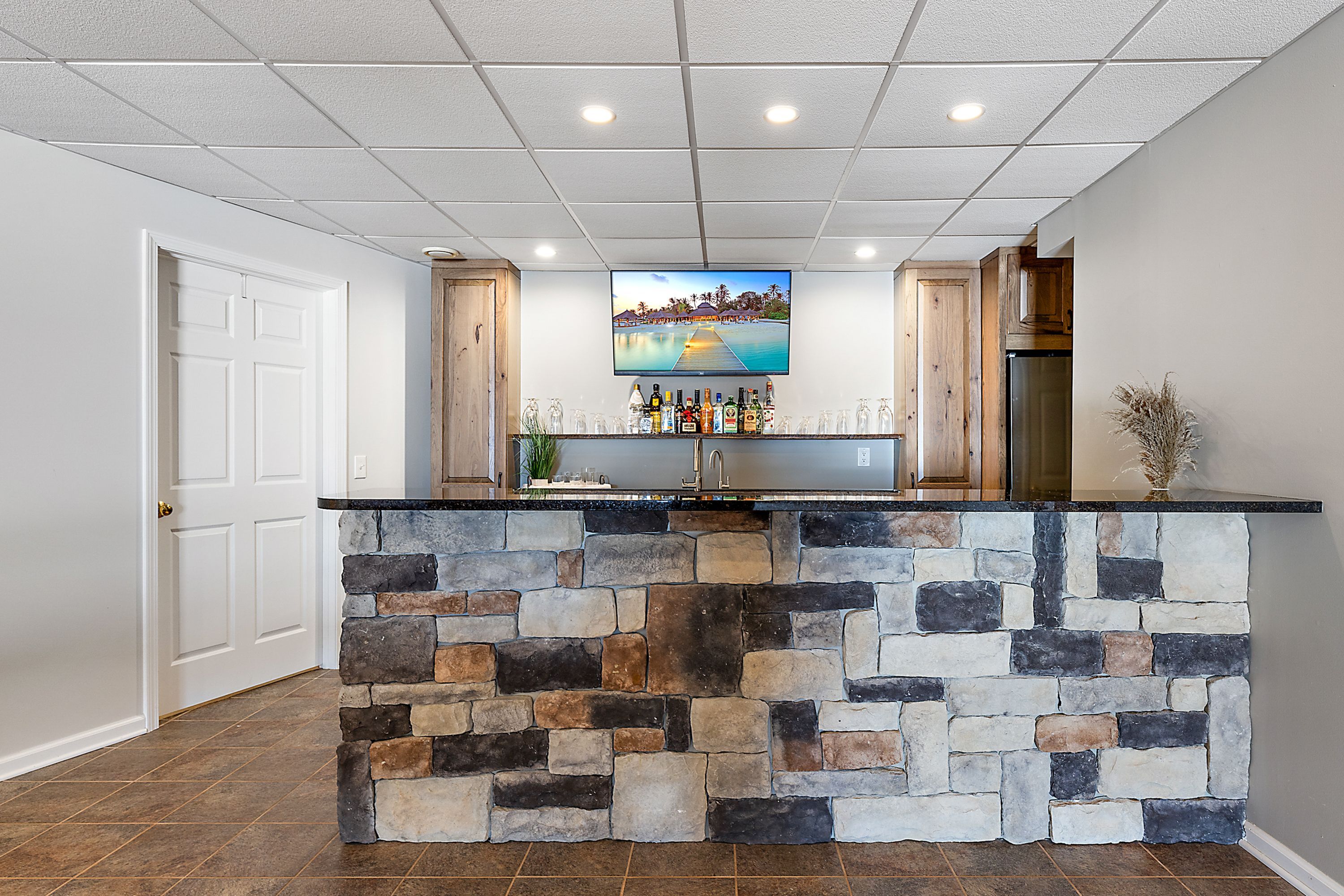 8856 BRIDGE LAKE Road