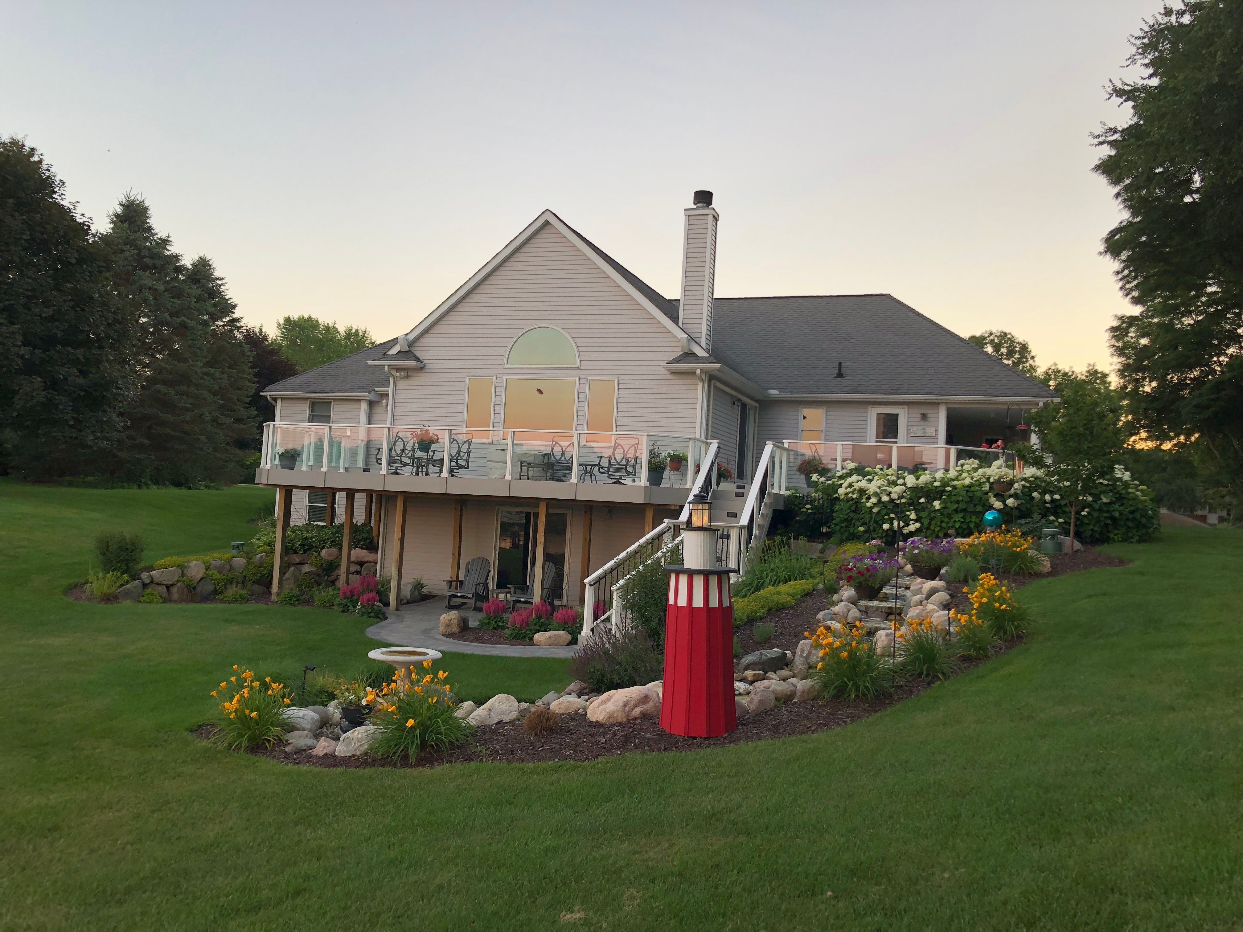 8856 BRIDGE LAKE Road