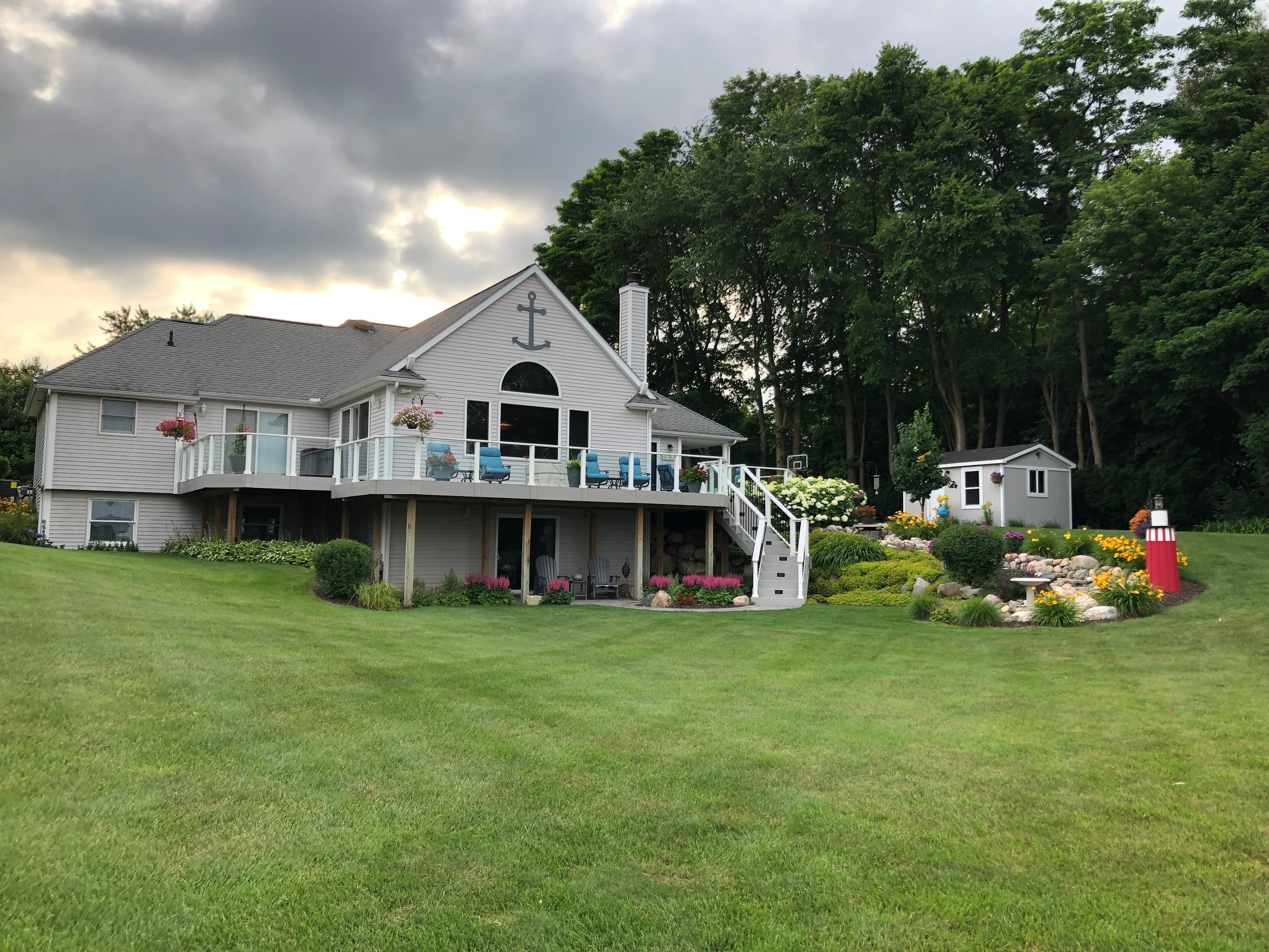 8856 BRIDGE LAKE Road