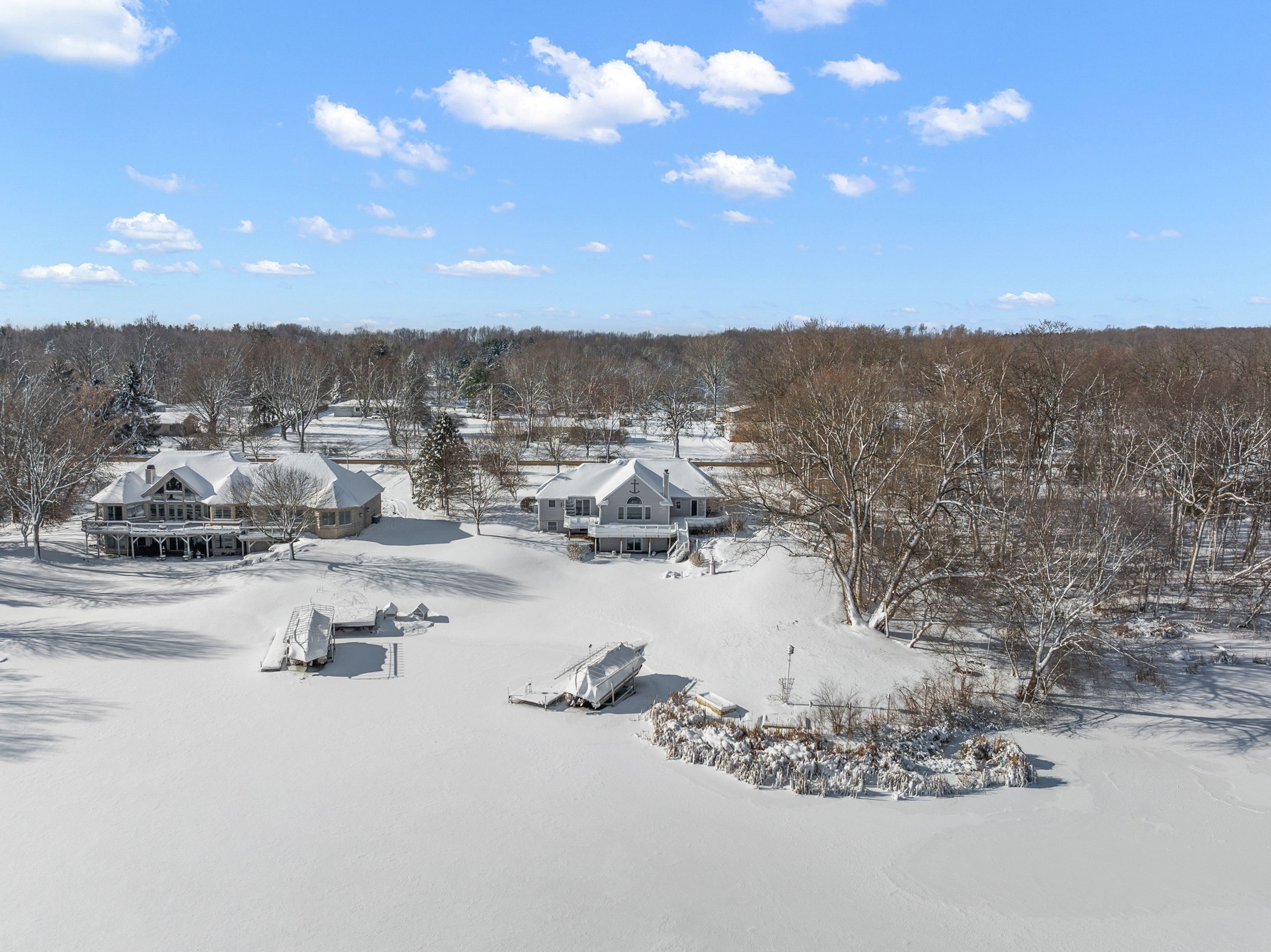 8856 BRIDGE LAKE Road