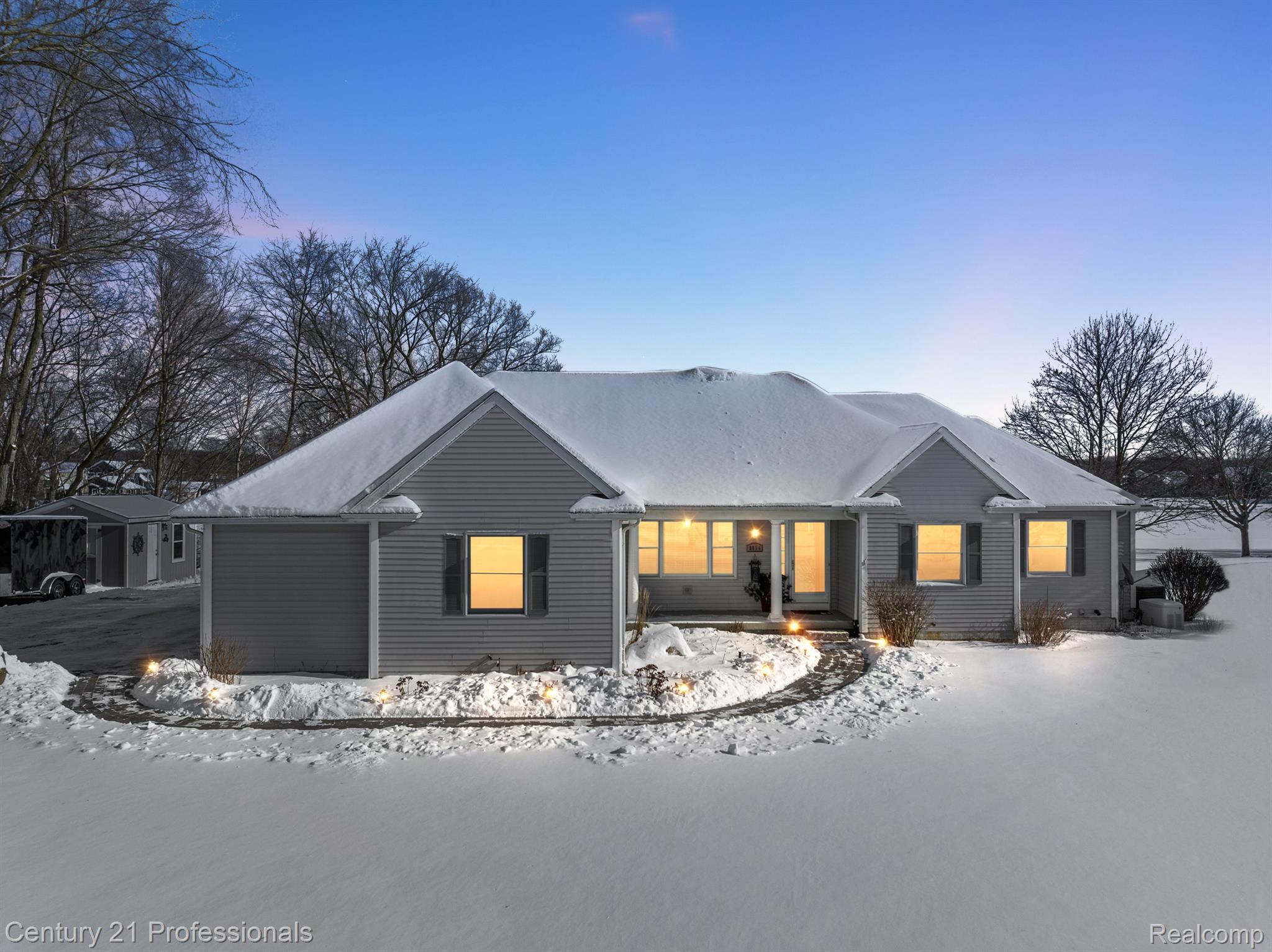 8856 BRIDGE LAKE Road