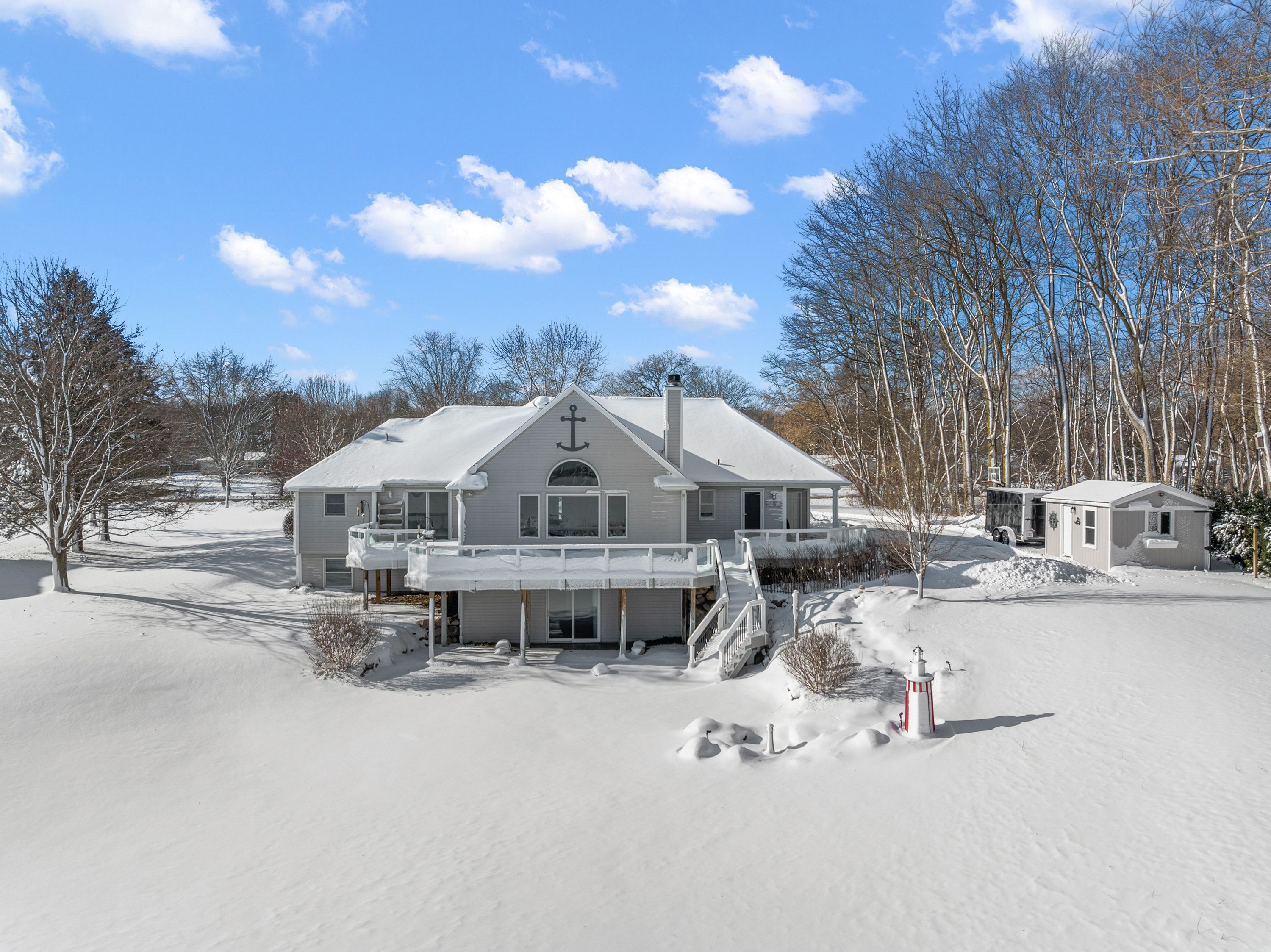 8856 BRIDGE LAKE Road