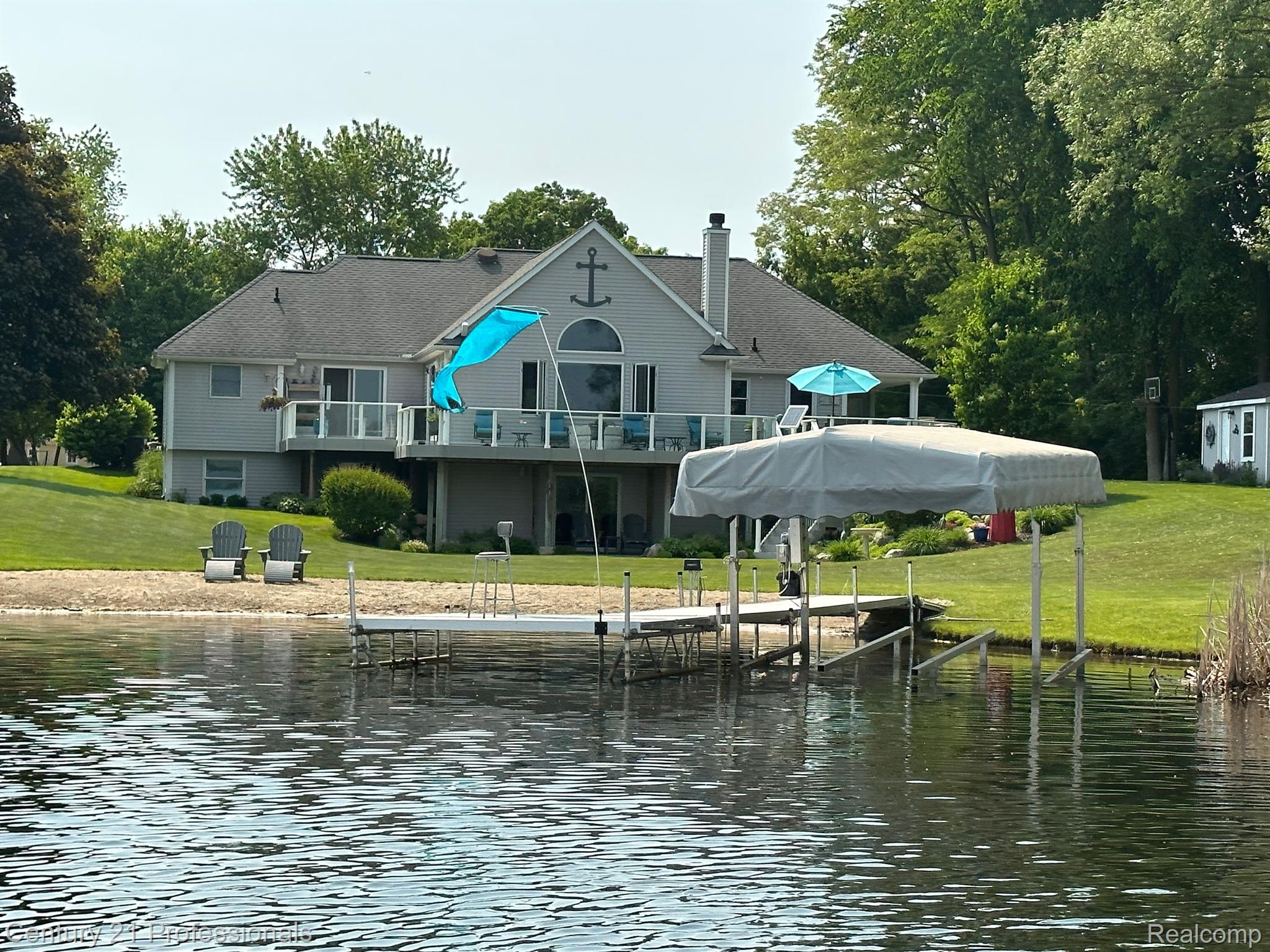 8856 BRIDGE LAKE Road