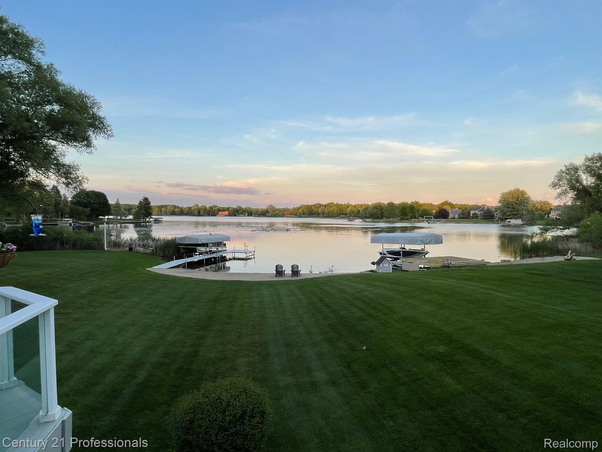 8856 BRIDGE LAKE Road