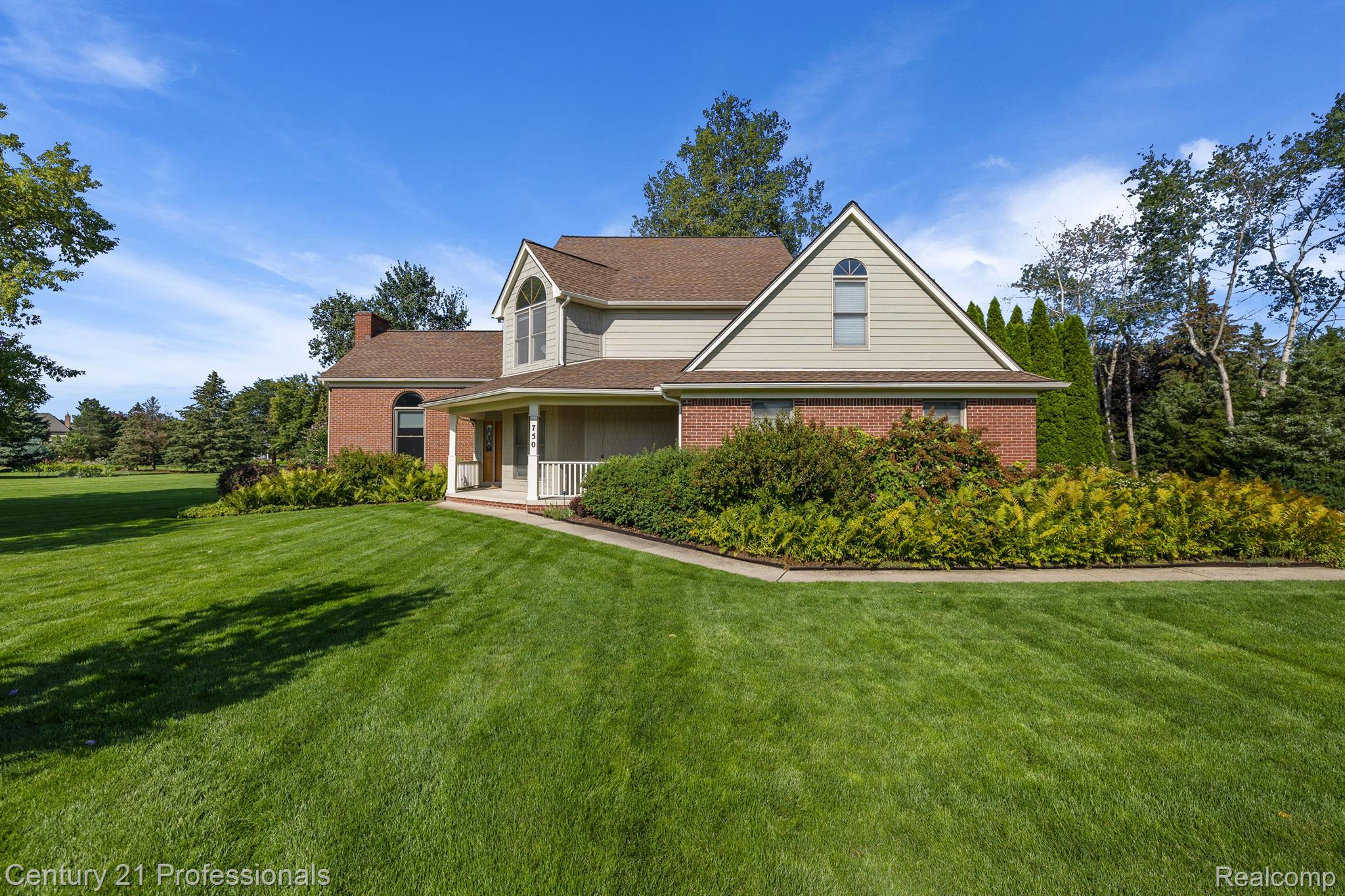 750 BRISTOL Lane