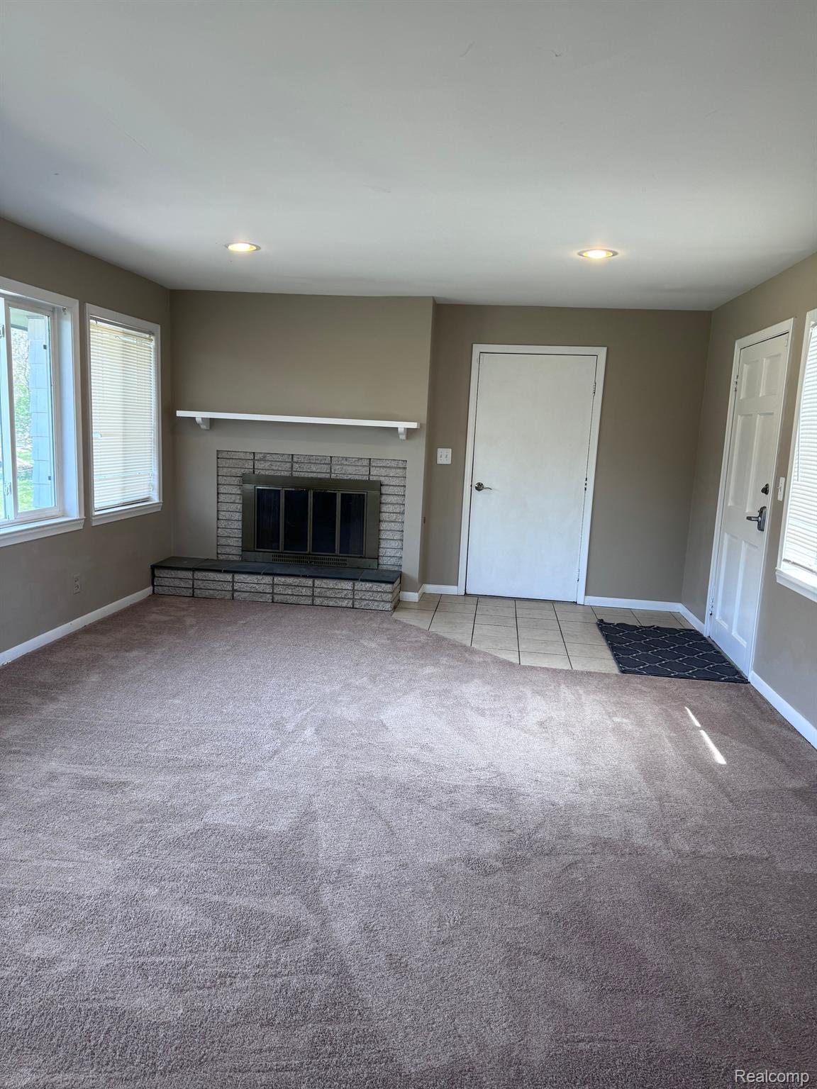 6676 Northview Drive