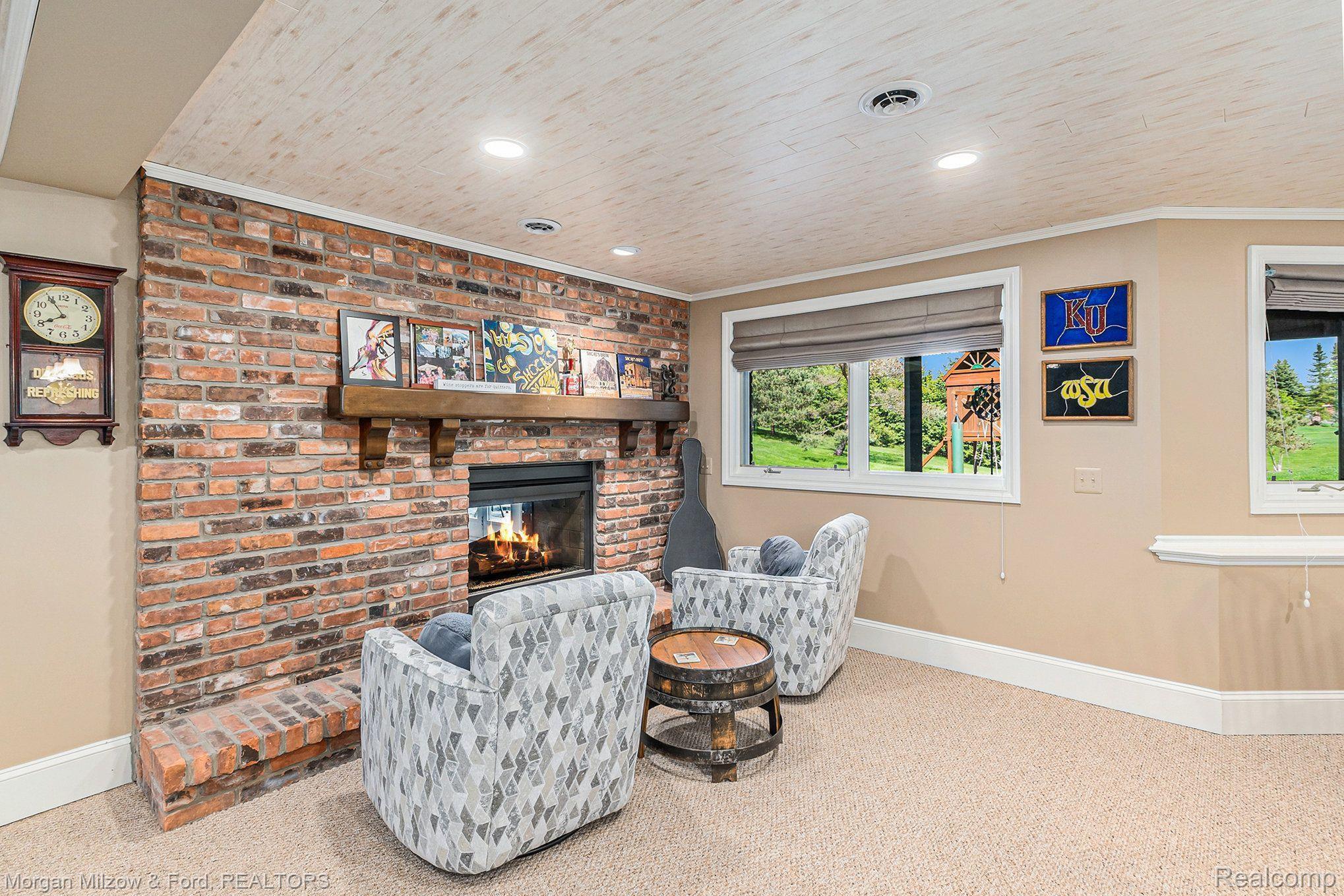 7654 STONEVALLEY Bluff