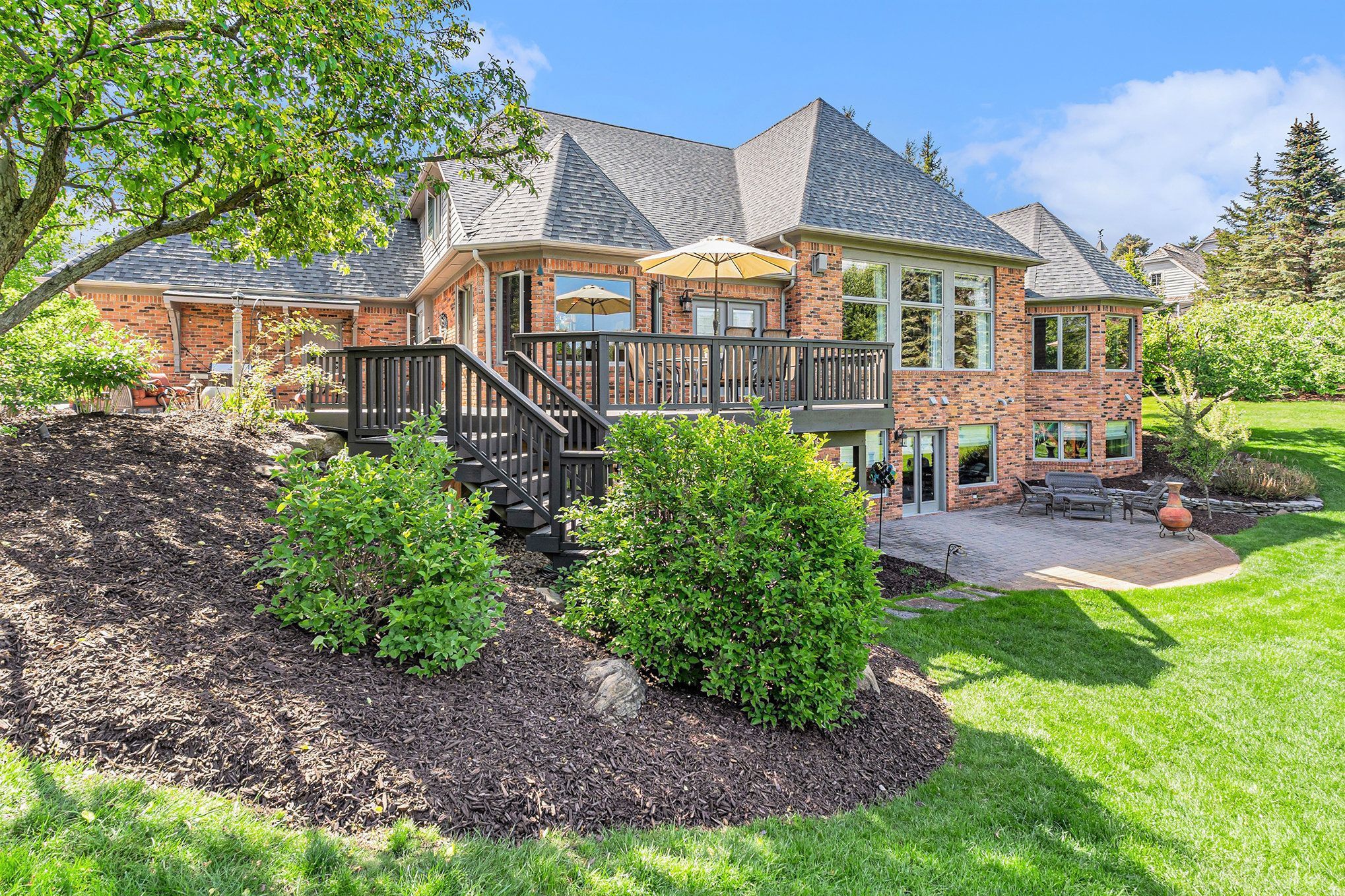 7654 STONEVALLEY Bluff