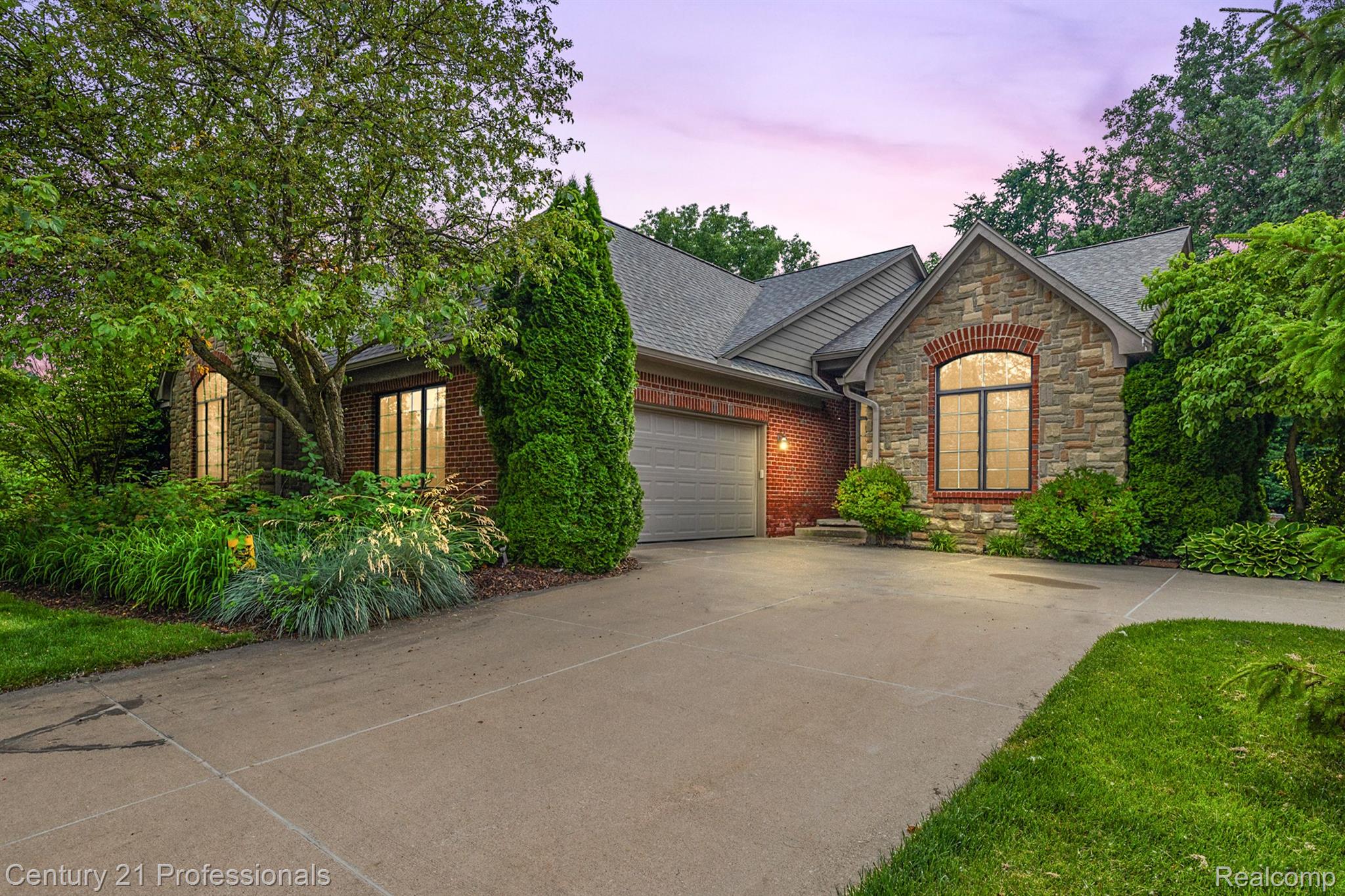 7207 ARDSLEY Lane