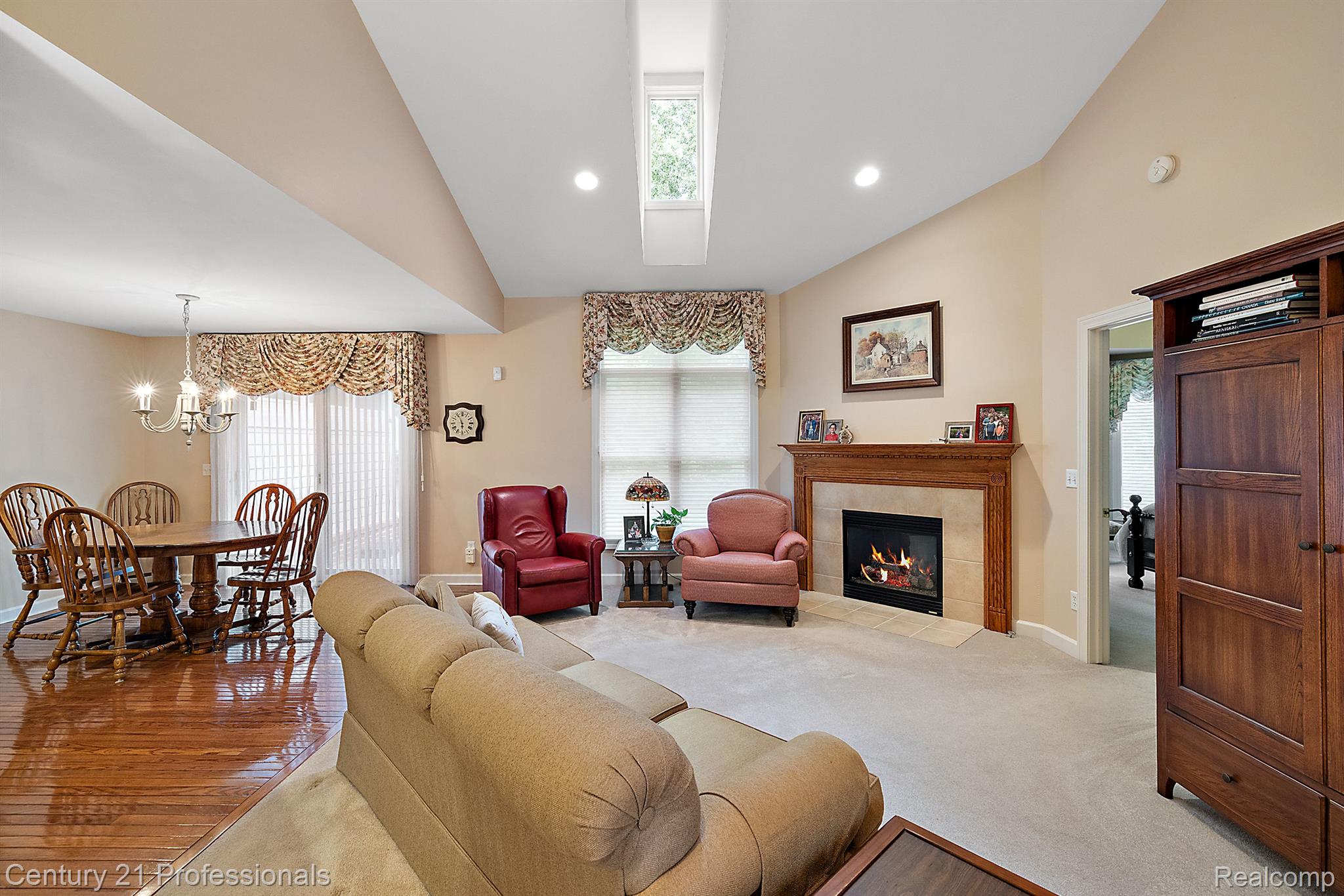 7207 ARDSLEY Lane
