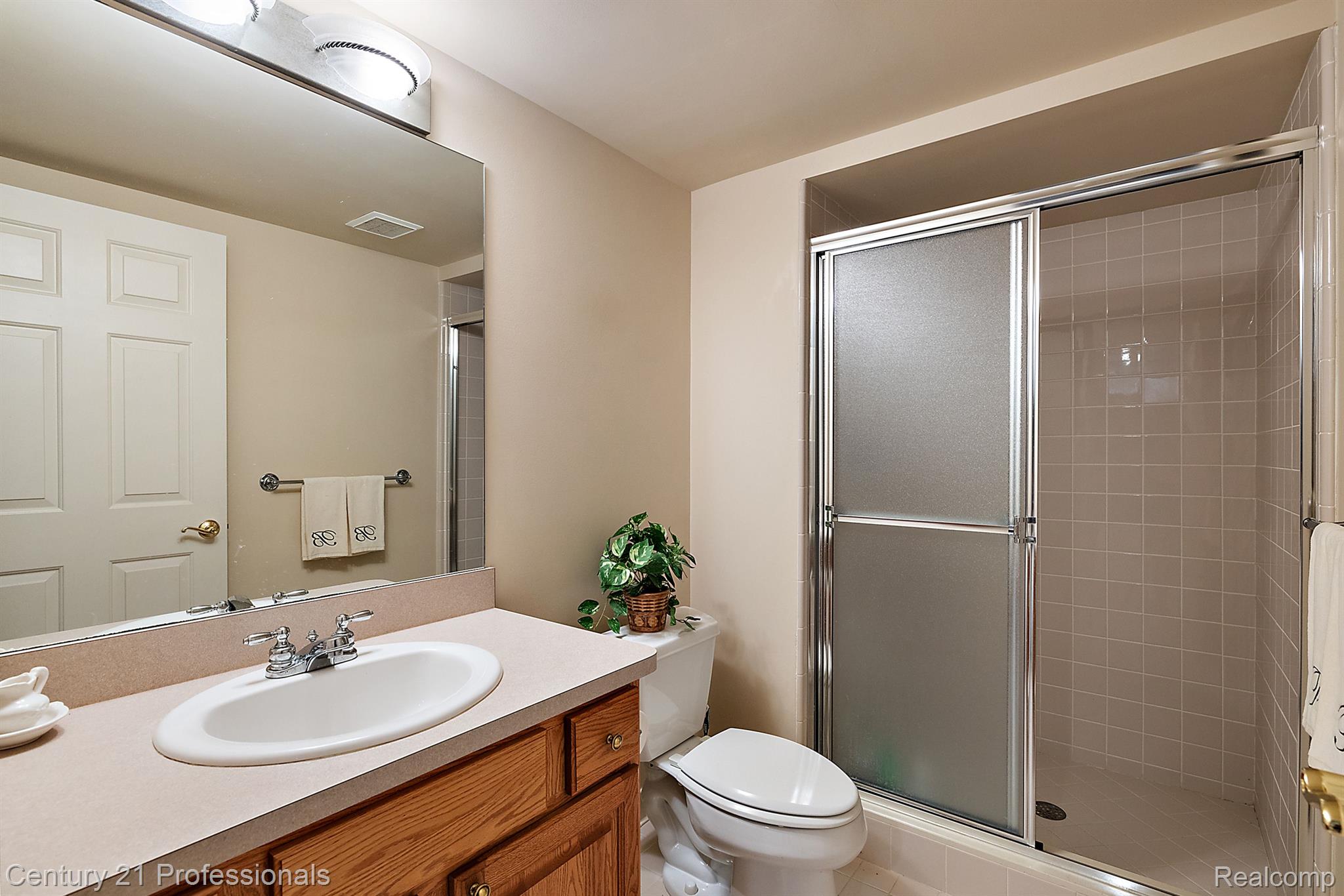 7207 ARDSLEY Lane