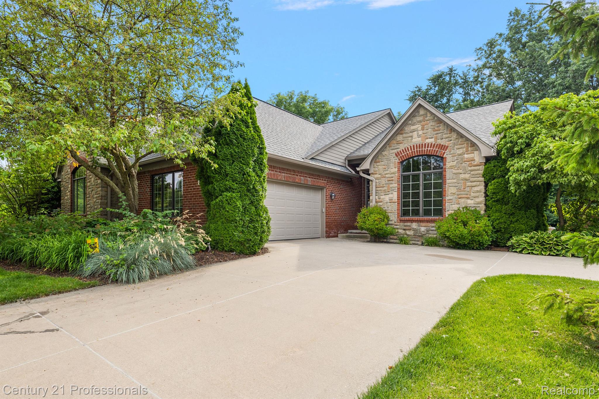 7207 ARDSLEY Lane