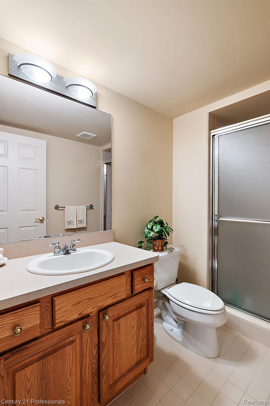 7207 ARDSLEY Lane