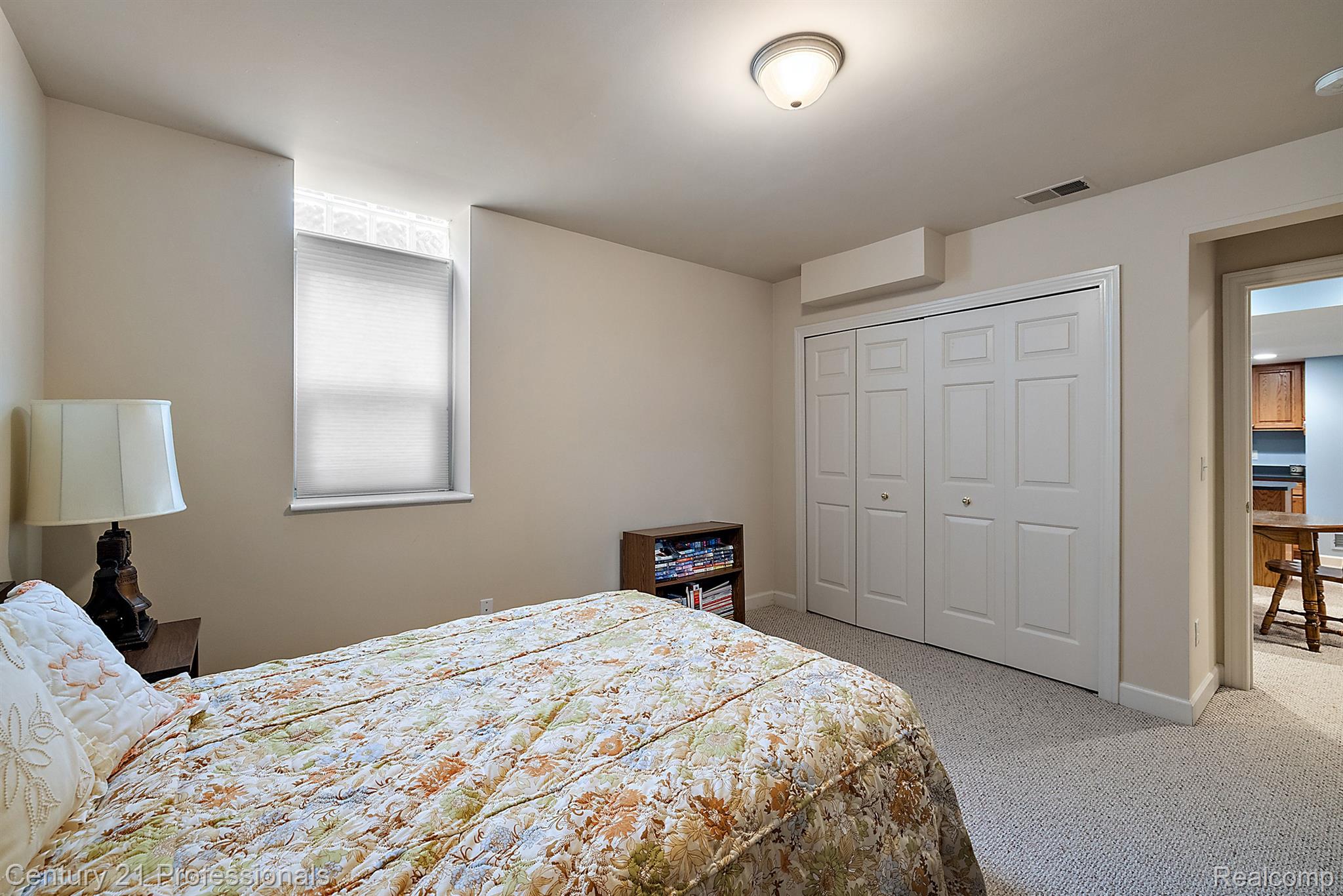 7207 ARDSLEY Lane