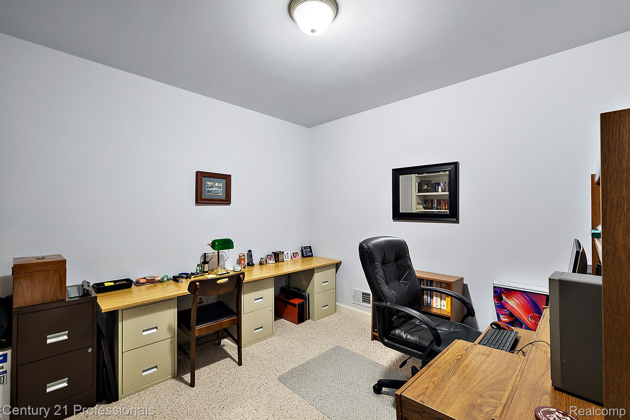 7207 ARDSLEY Lane