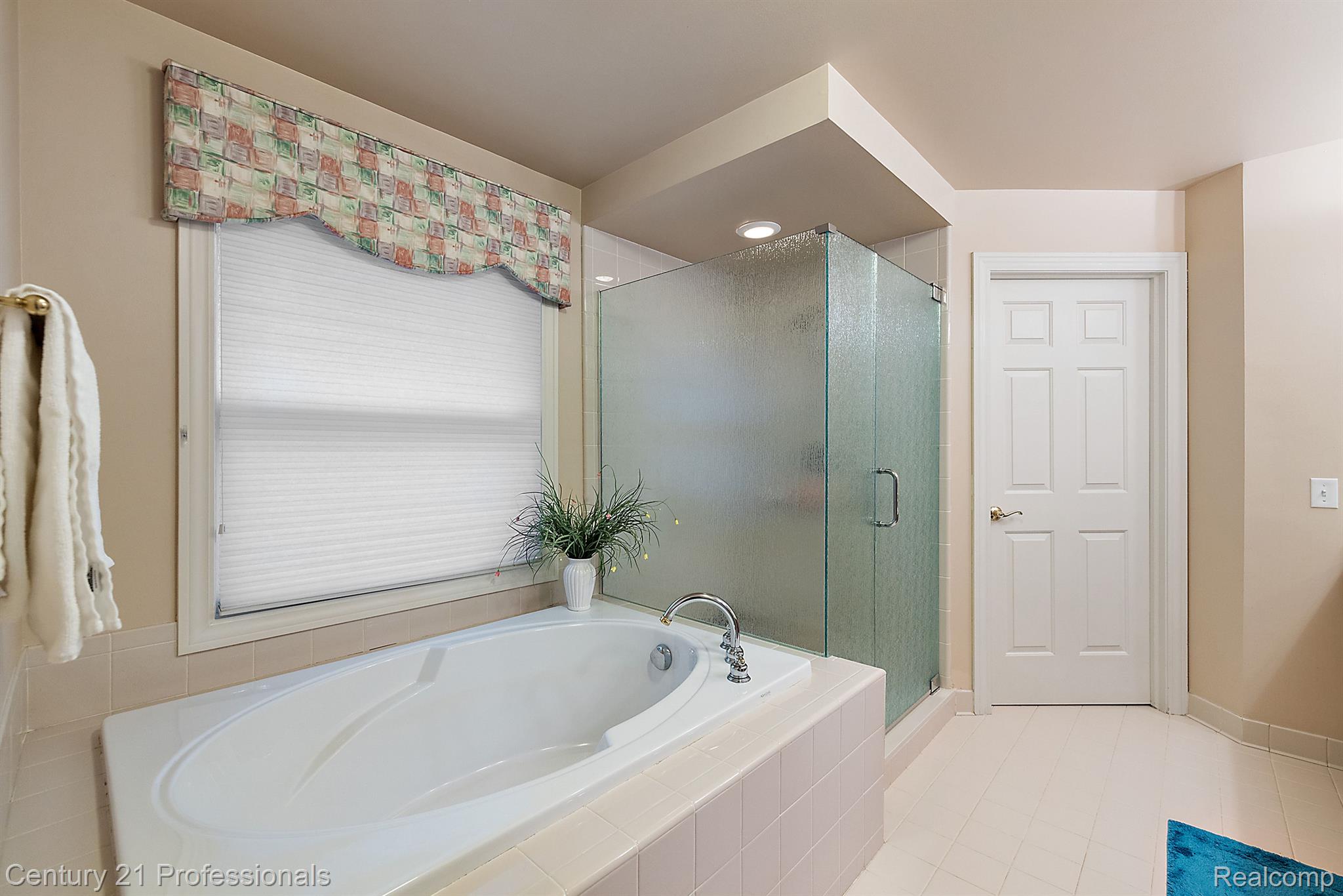 7207 ARDSLEY Lane