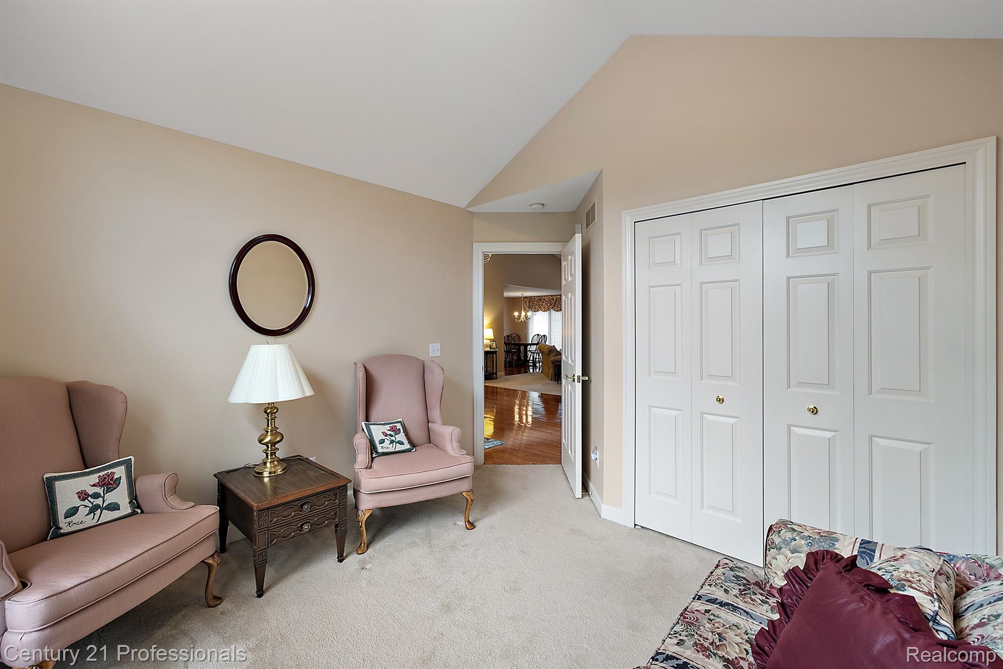 7207 ARDSLEY Lane