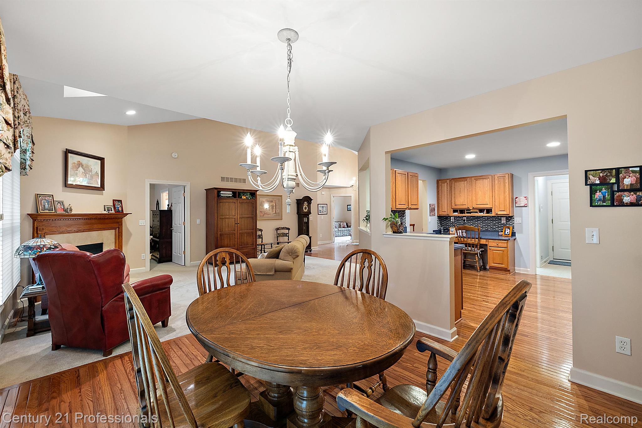 7207 ARDSLEY Lane