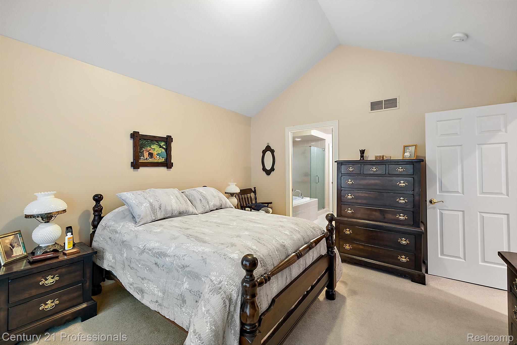 7207 ARDSLEY Lane