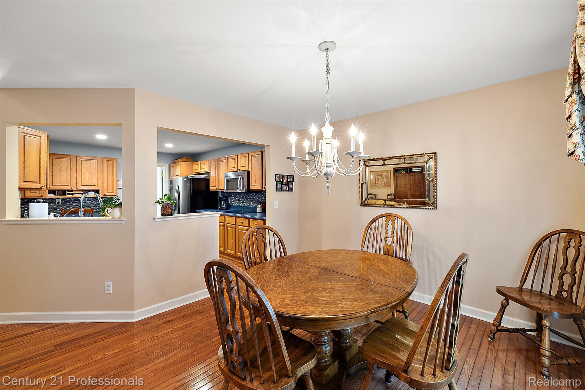 7207 ARDSLEY Lane