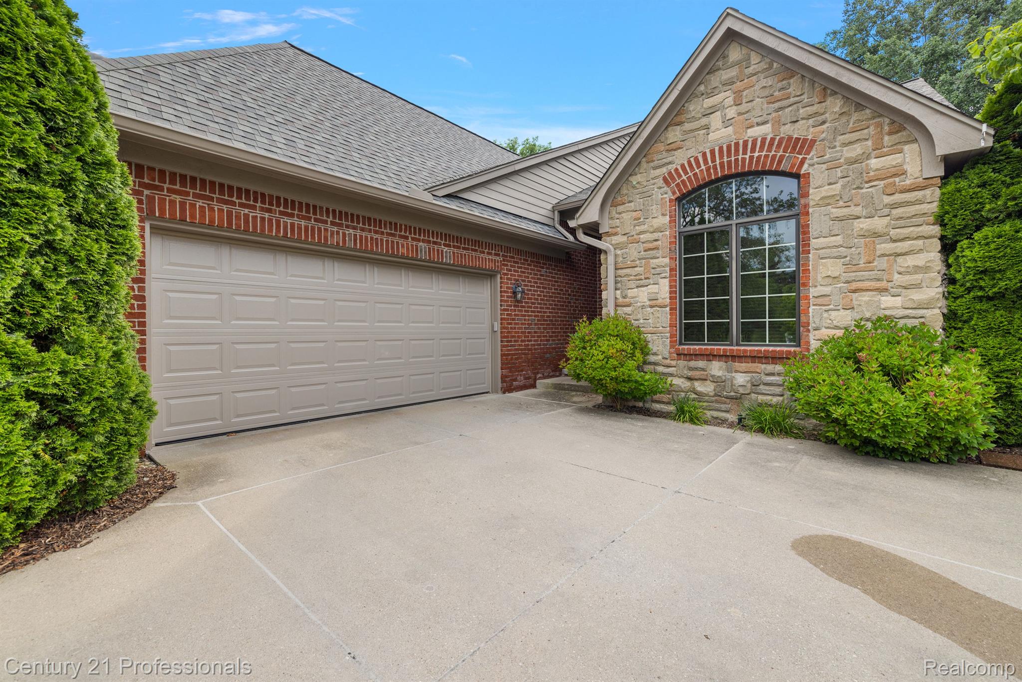 7207 ARDSLEY Lane