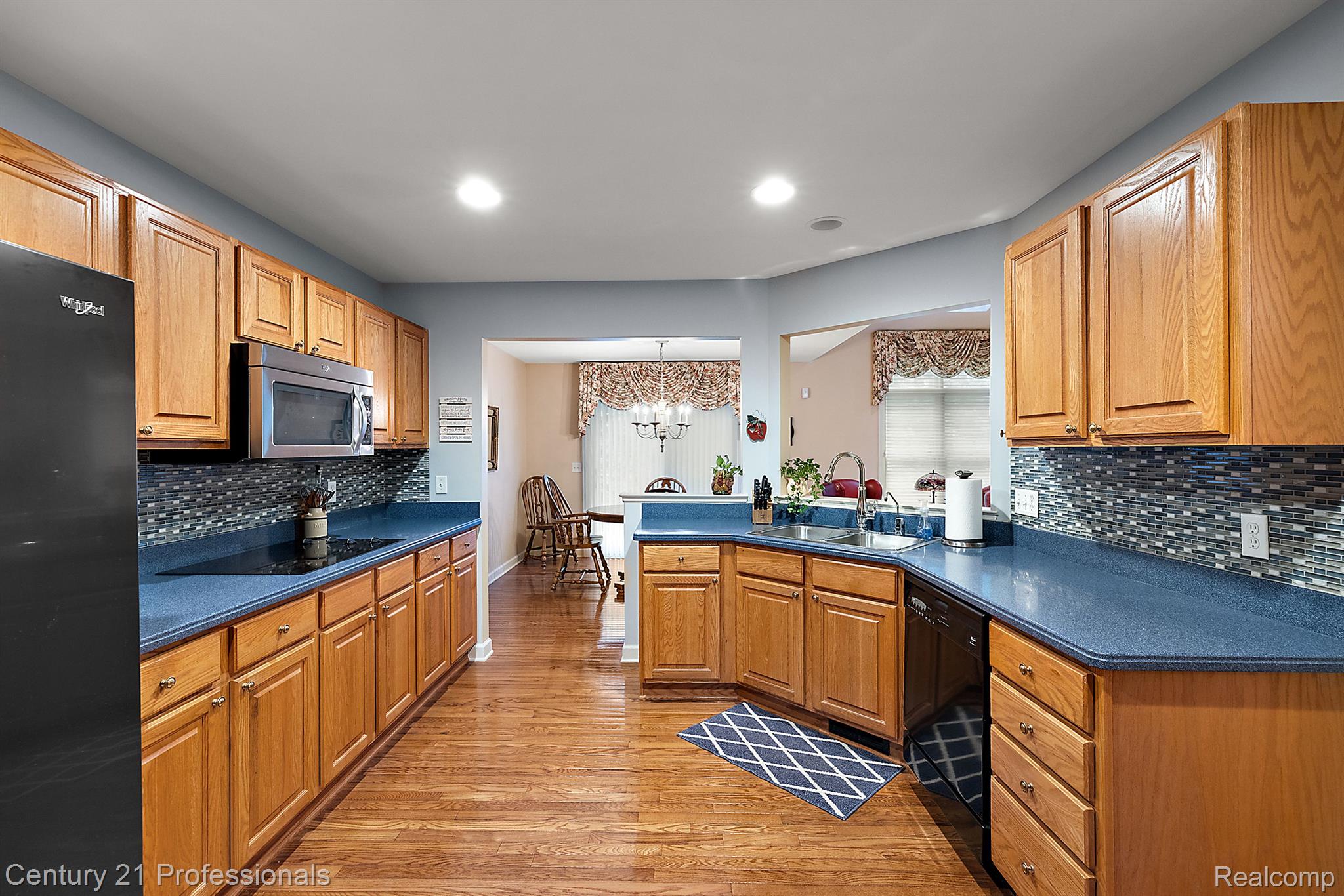 7207 ARDSLEY Lane