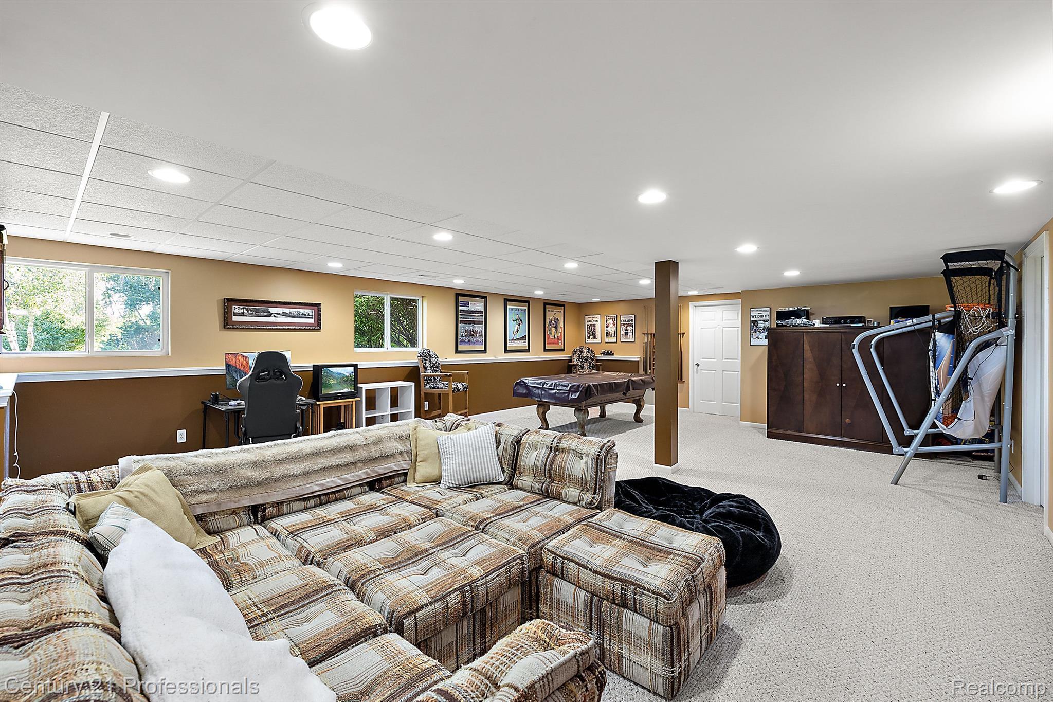 3513 MILL CREEK Drive