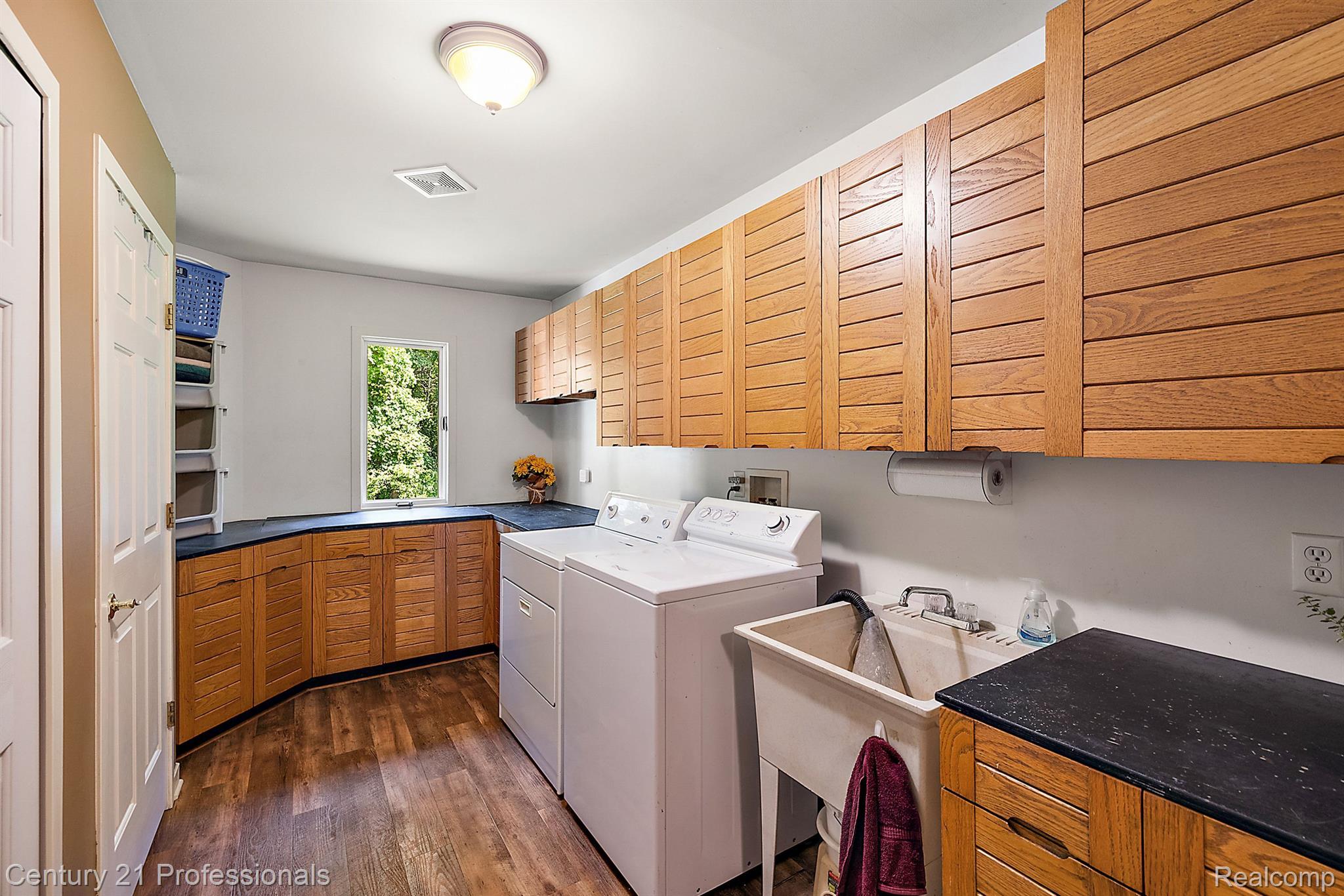 2989 GARDNER Road