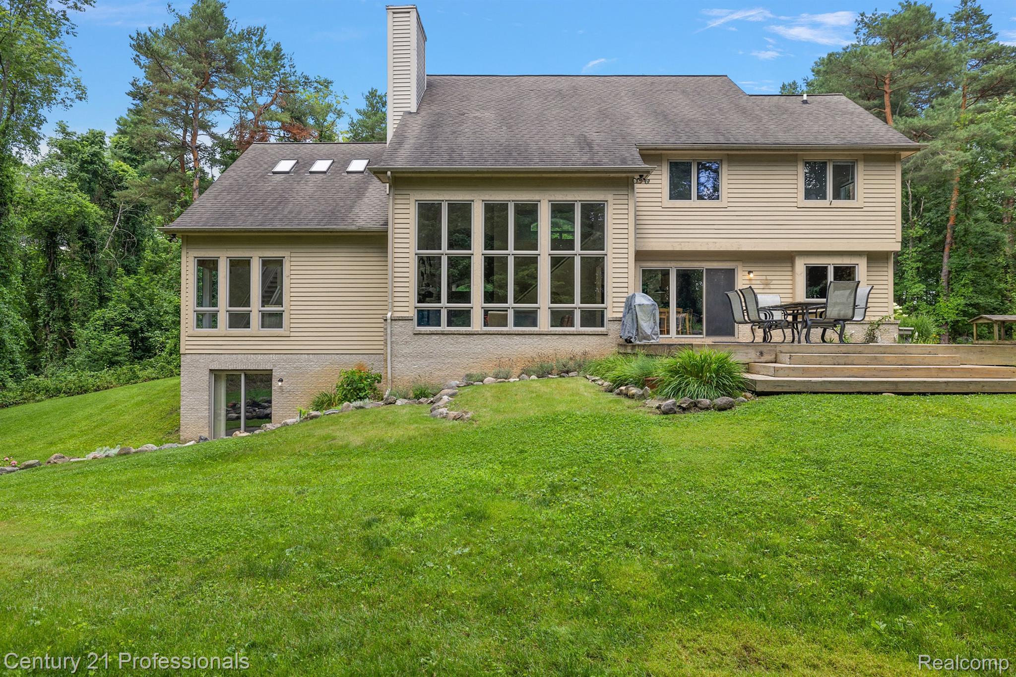 2989 GARDNER Road