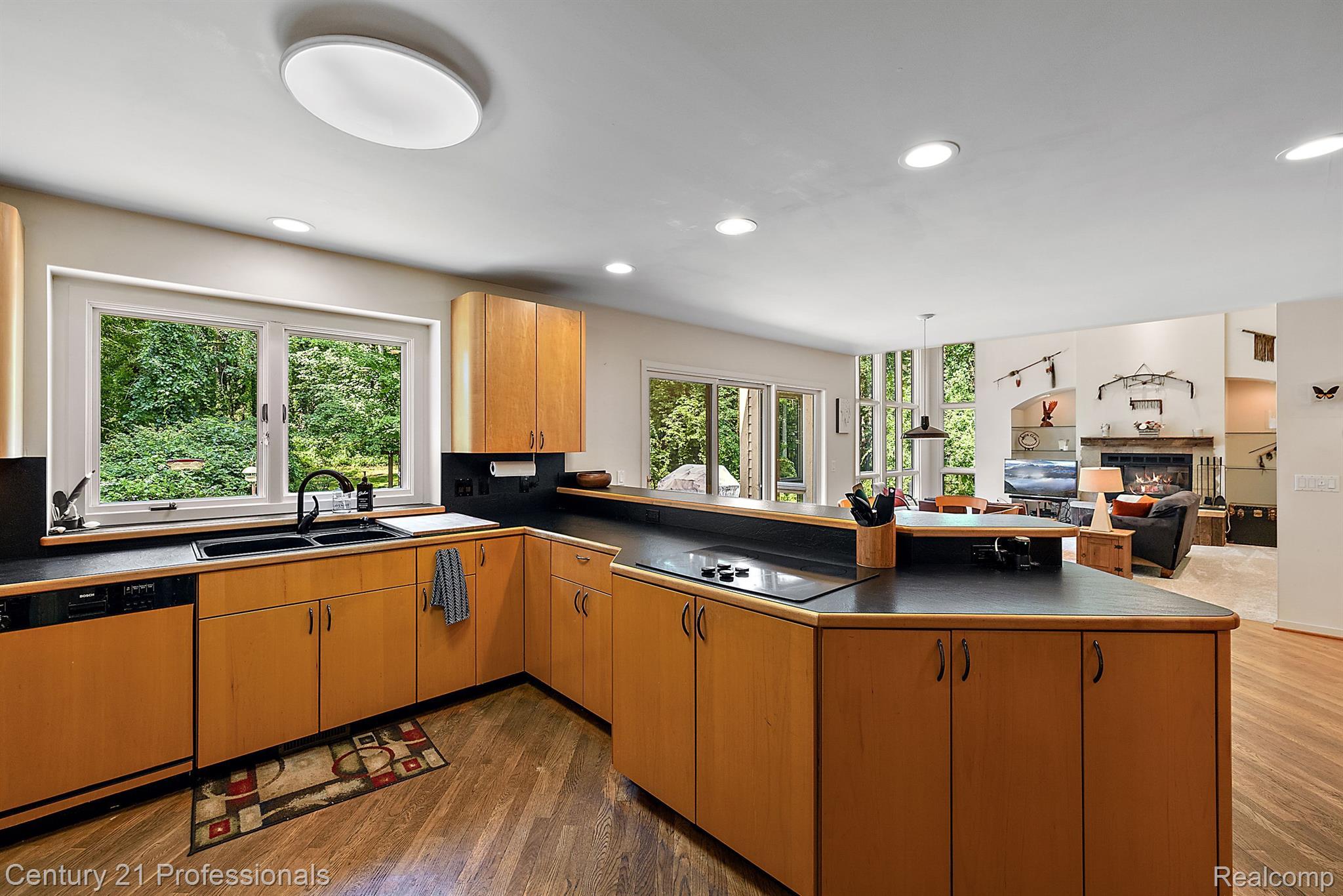 2989 GARDNER Road