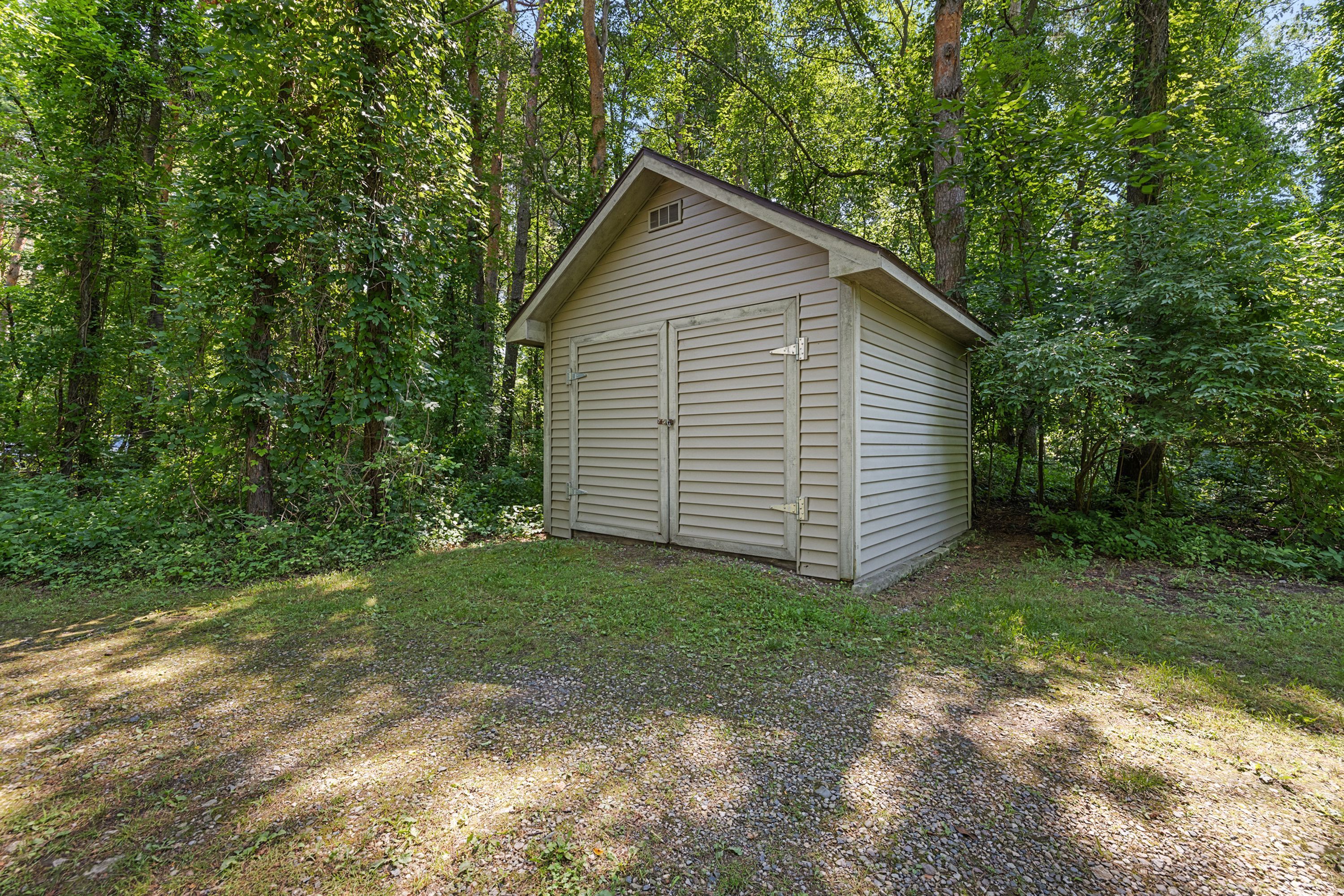 2989 GARDNER Road