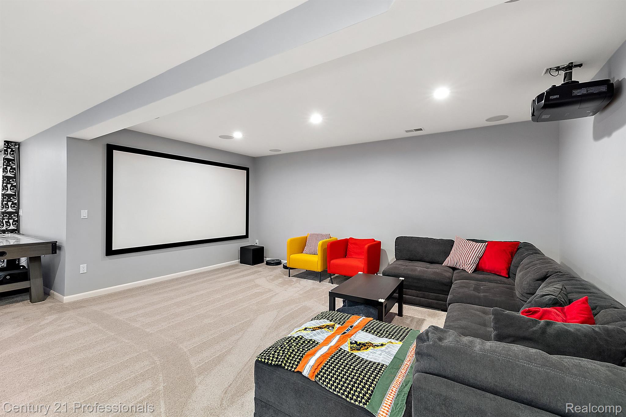 6921 OAKHURST RIDGE Road