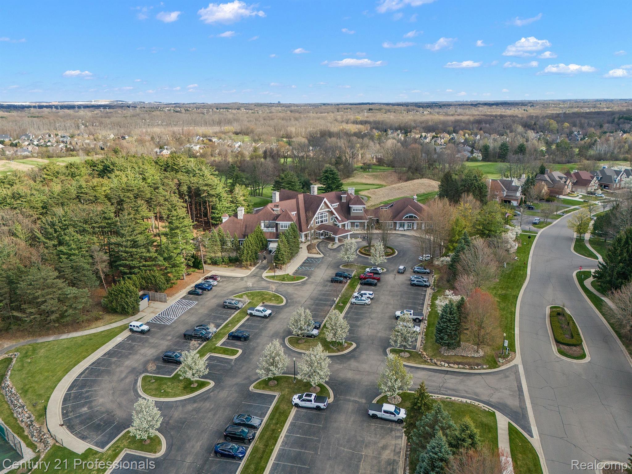 6921 OAKHURST RIDGE Road