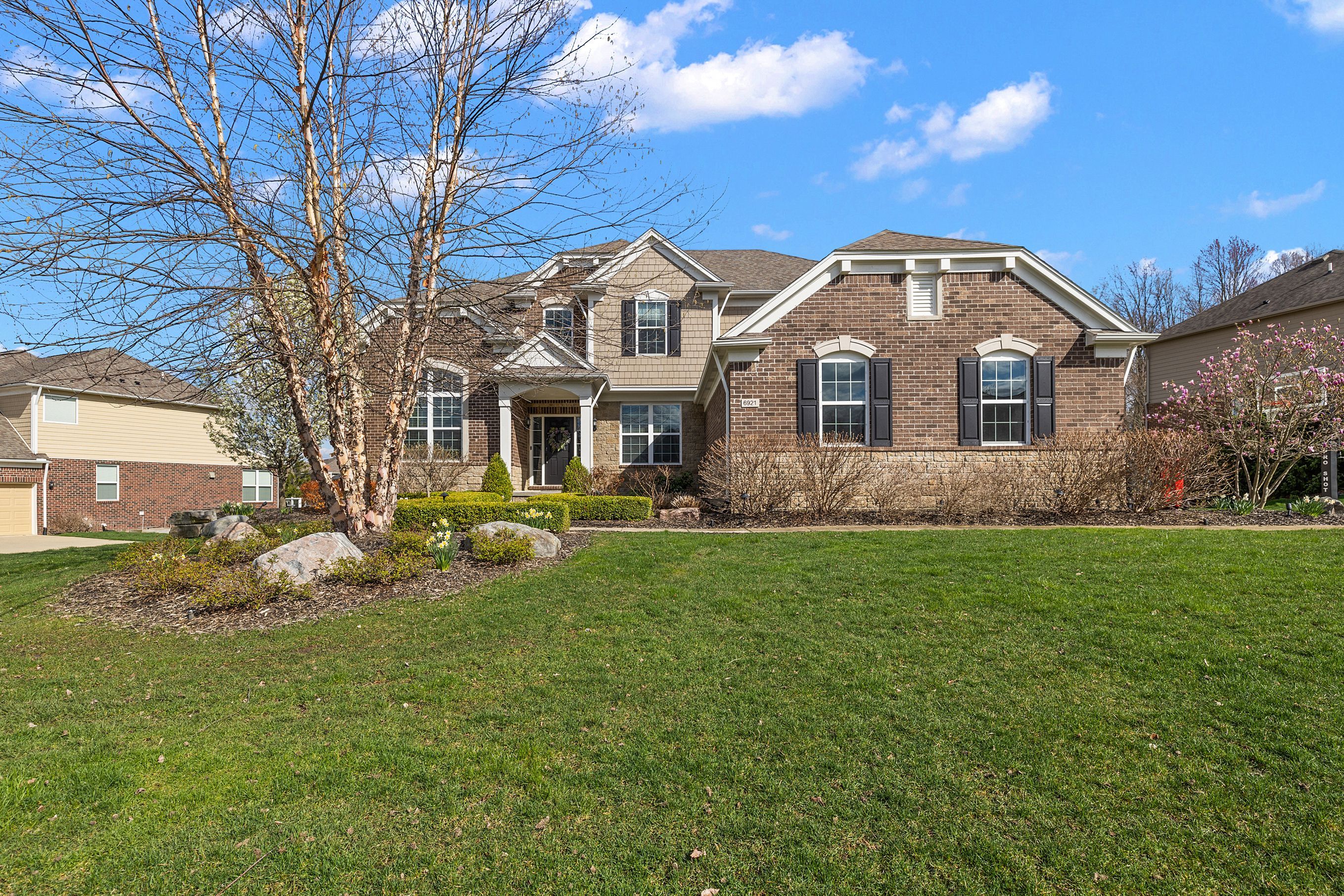 6921 OAKHURST RIDGE Road