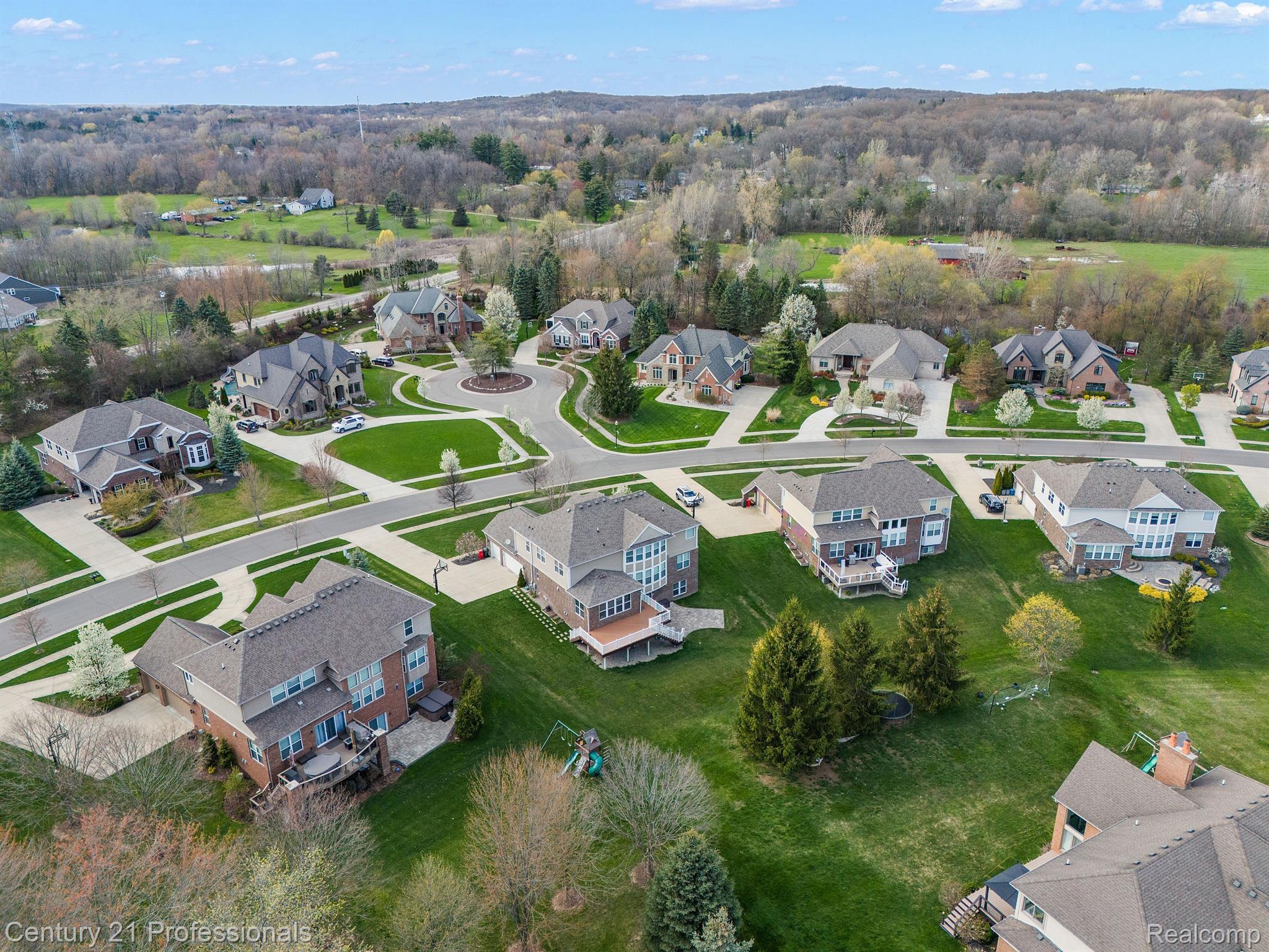 6921 OAKHURST RIDGE Road