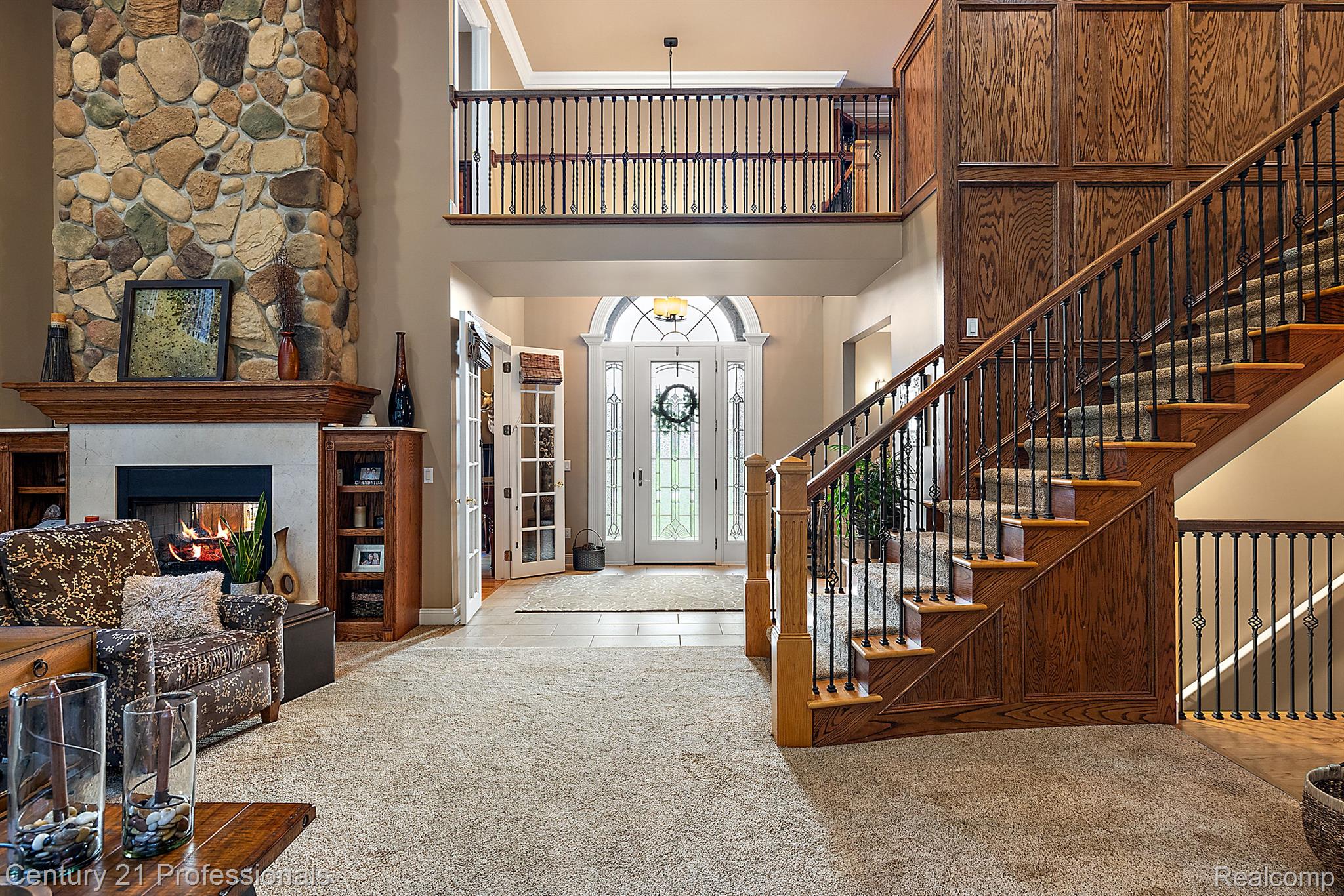 3318 CREEKVIEW Drive