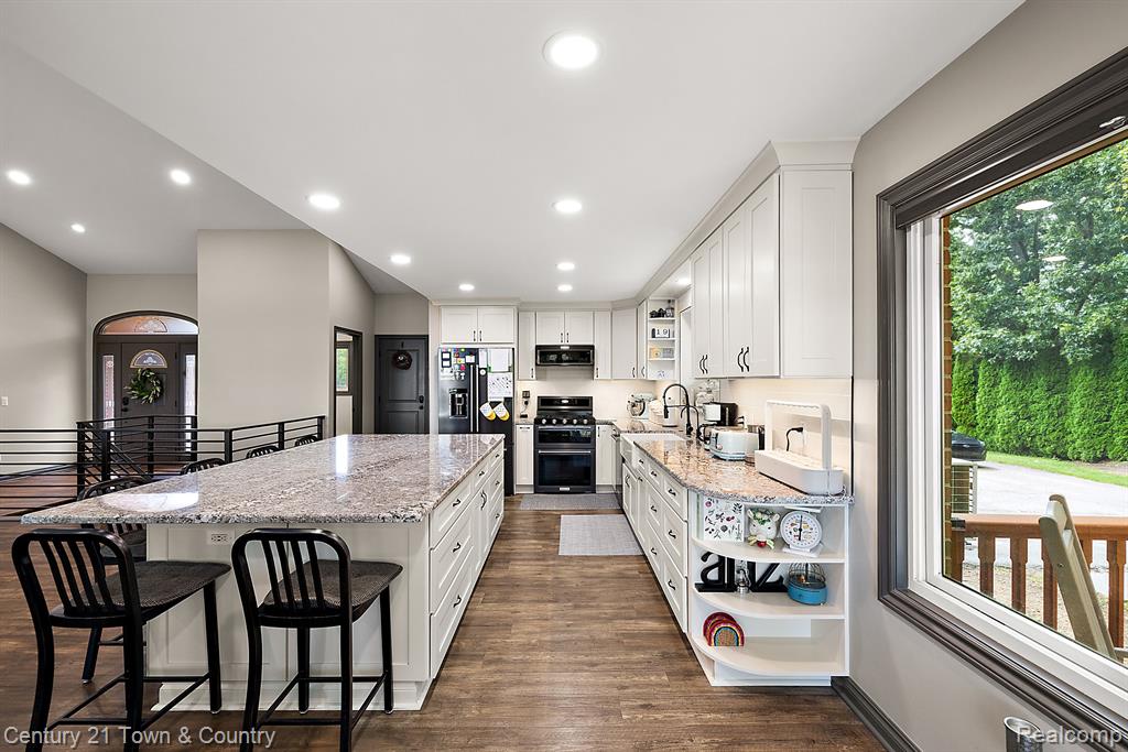 12120 SHAFFER Road