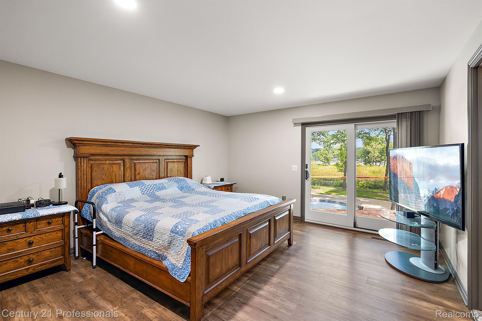 12120 SHAFFER Road
