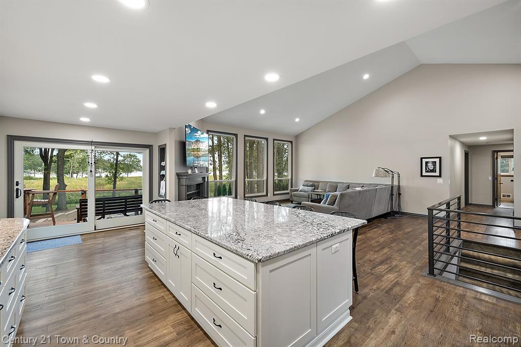 12120 SHAFFER Road