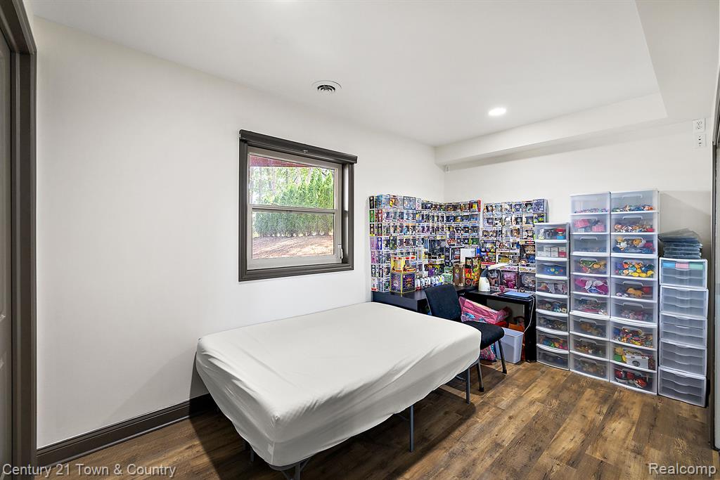 12120 SHAFFER Road
