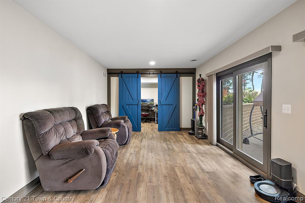 12120 SHAFFER Road