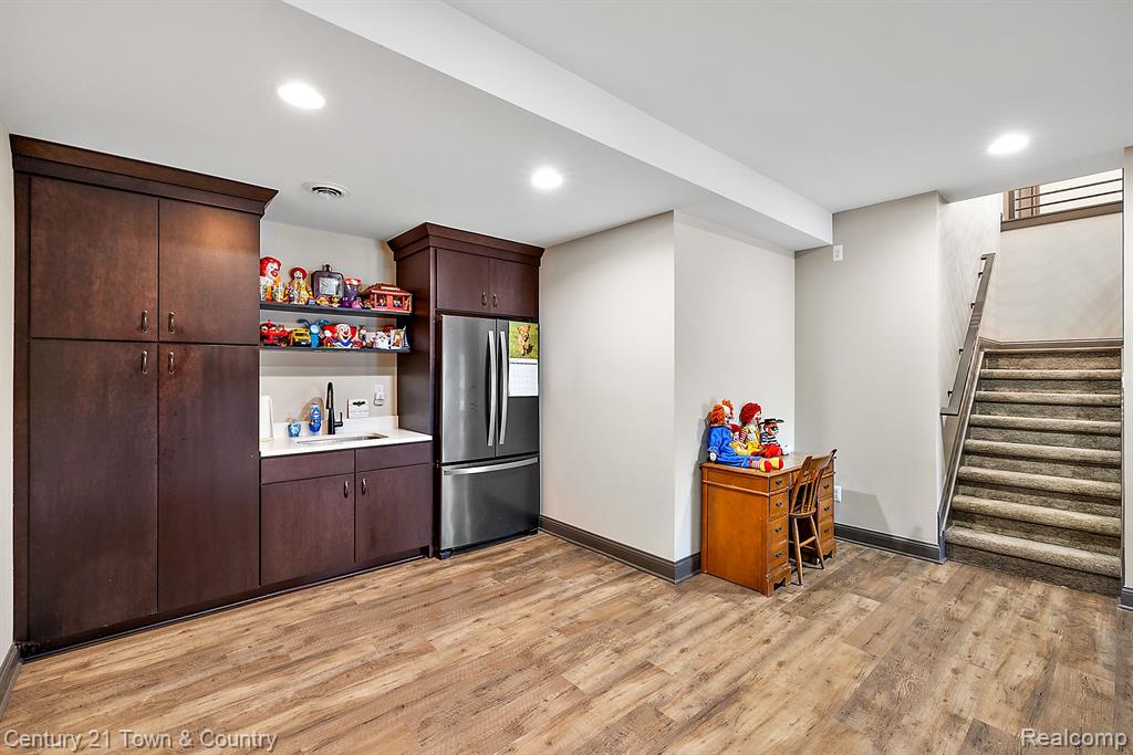12120 SHAFFER Road