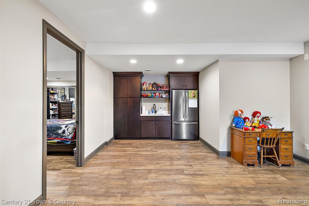 12120 SHAFFER Road
