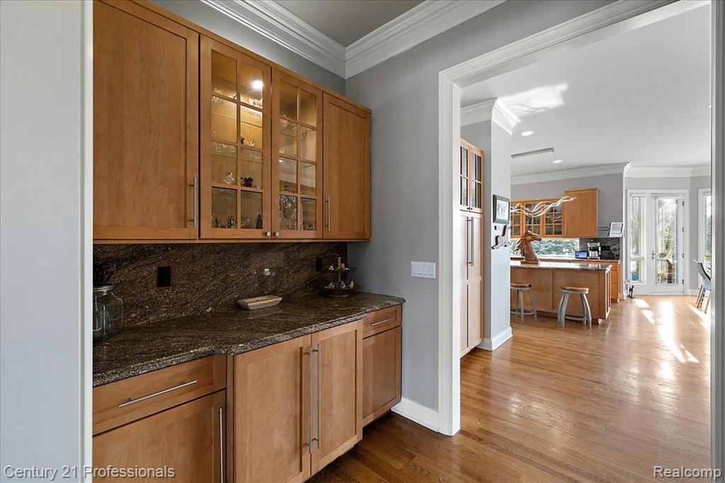8309 HIGH MEADOW Trail