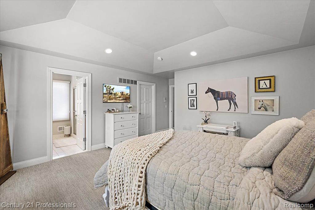 8309 HIGH MEADOW Trail
