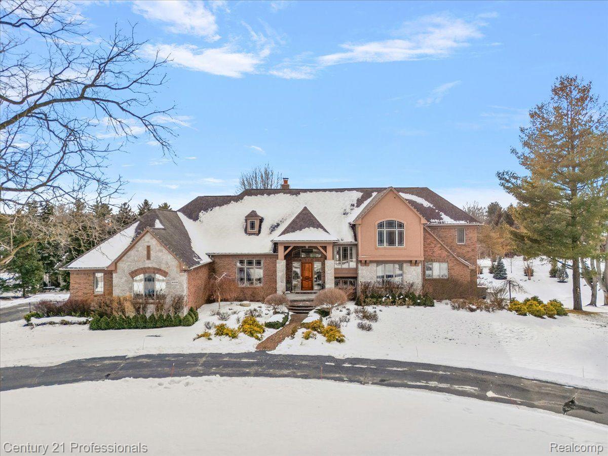 8309 HIGH MEADOW Trail